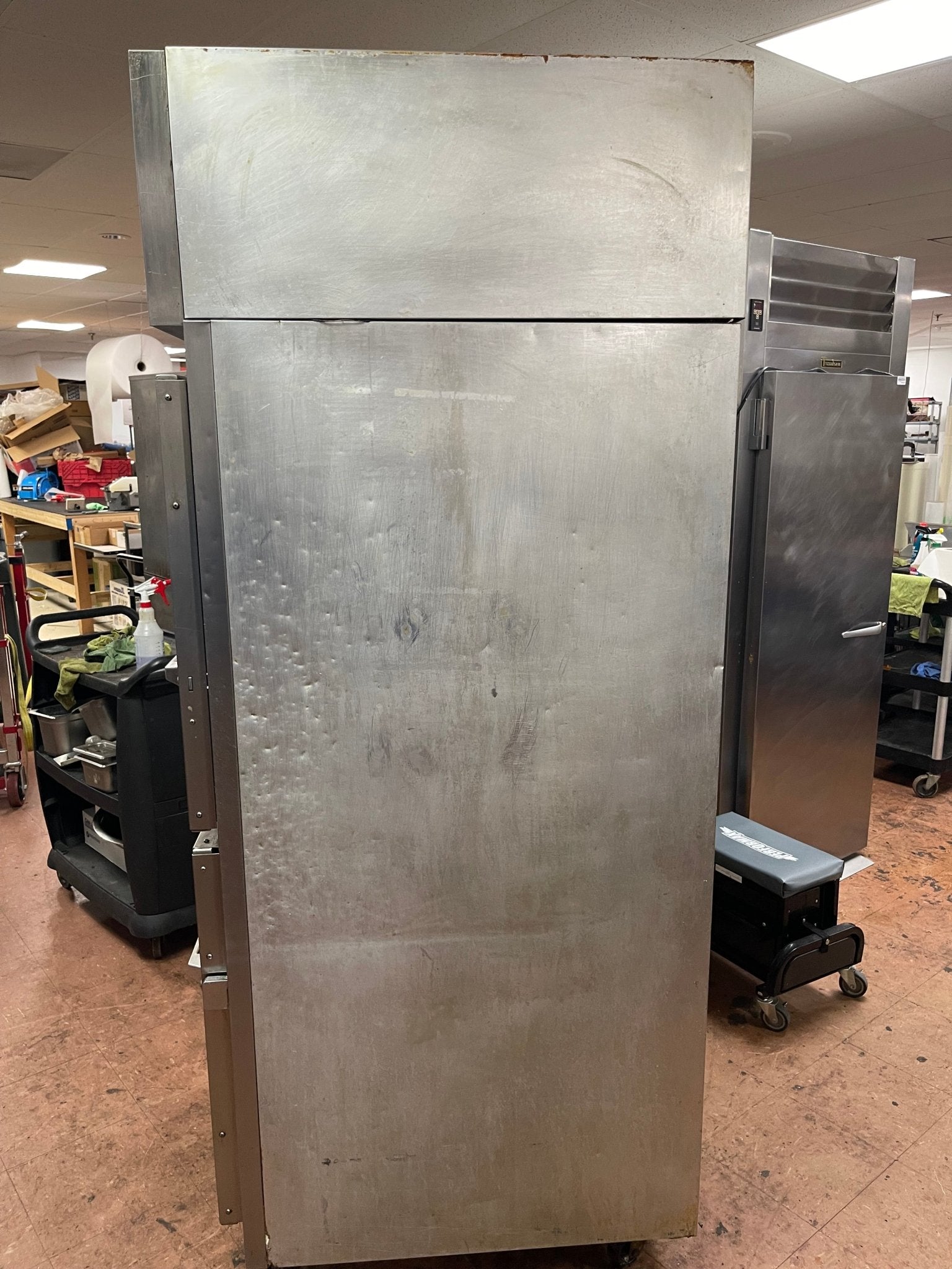 Used Victory FA-1D-S7-HD Commercial Split Solid Door Reach in Freezer 120V AS IS