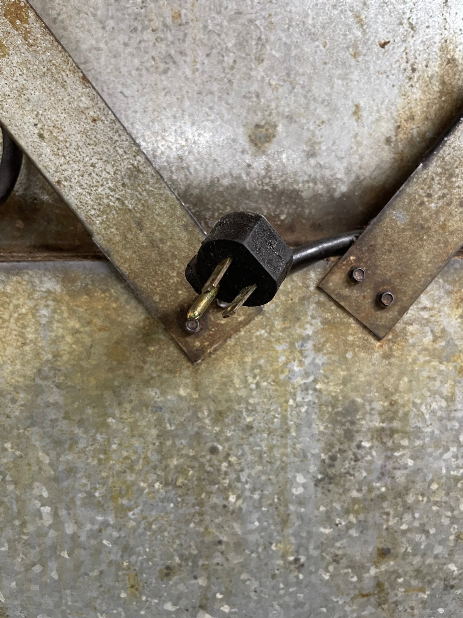 Used Victory FA - 1D - S7 - HD Commercial Split Solid Door Reach in Freezer 120V AS IS - Falcon Restaurant Supply - 9