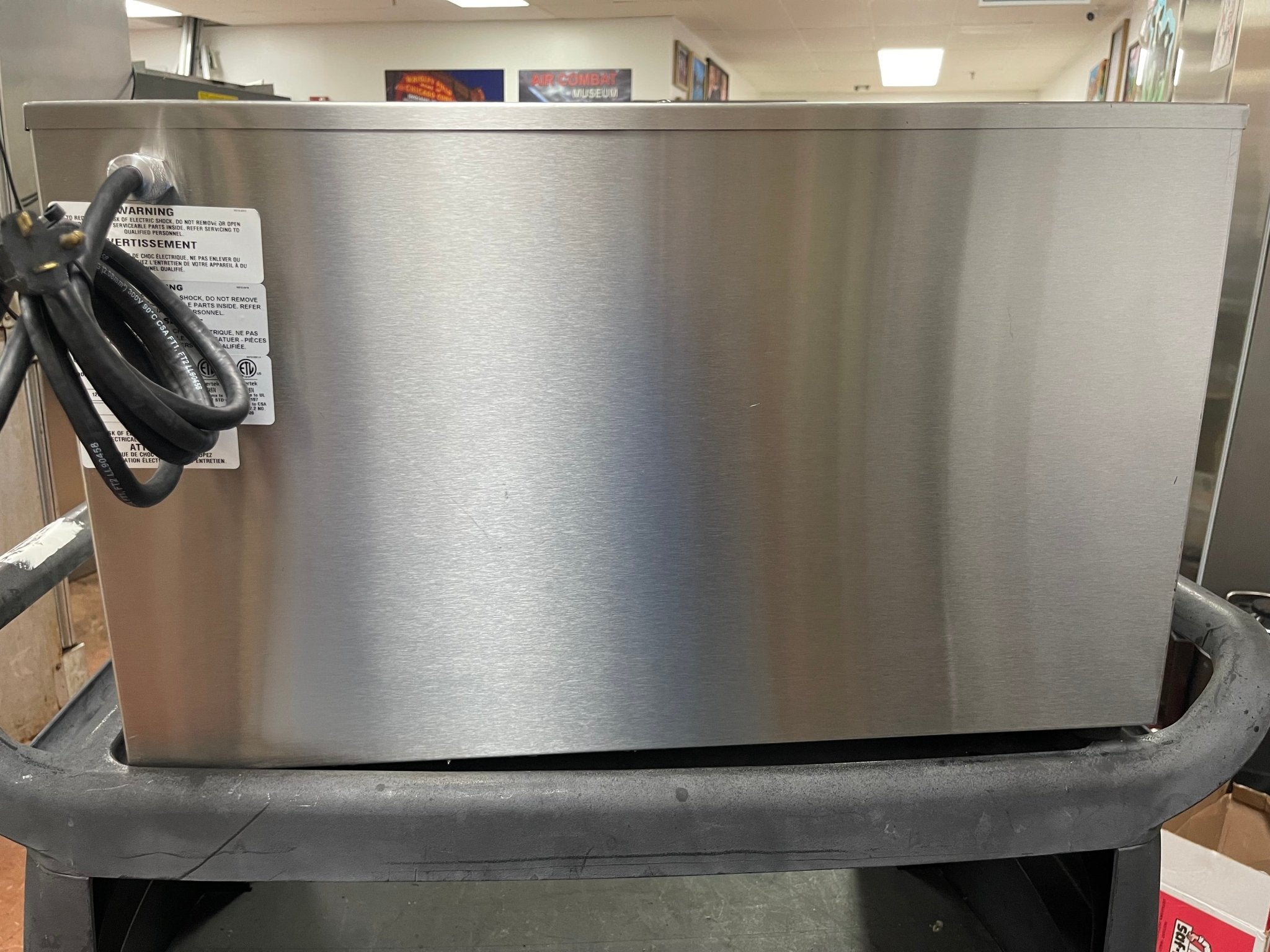 Used Carter Hoffmann VCNH3W25 Crisp N Hold Heated Food Warming Cabinet 120V - Falcon Restaurant Supply - 6