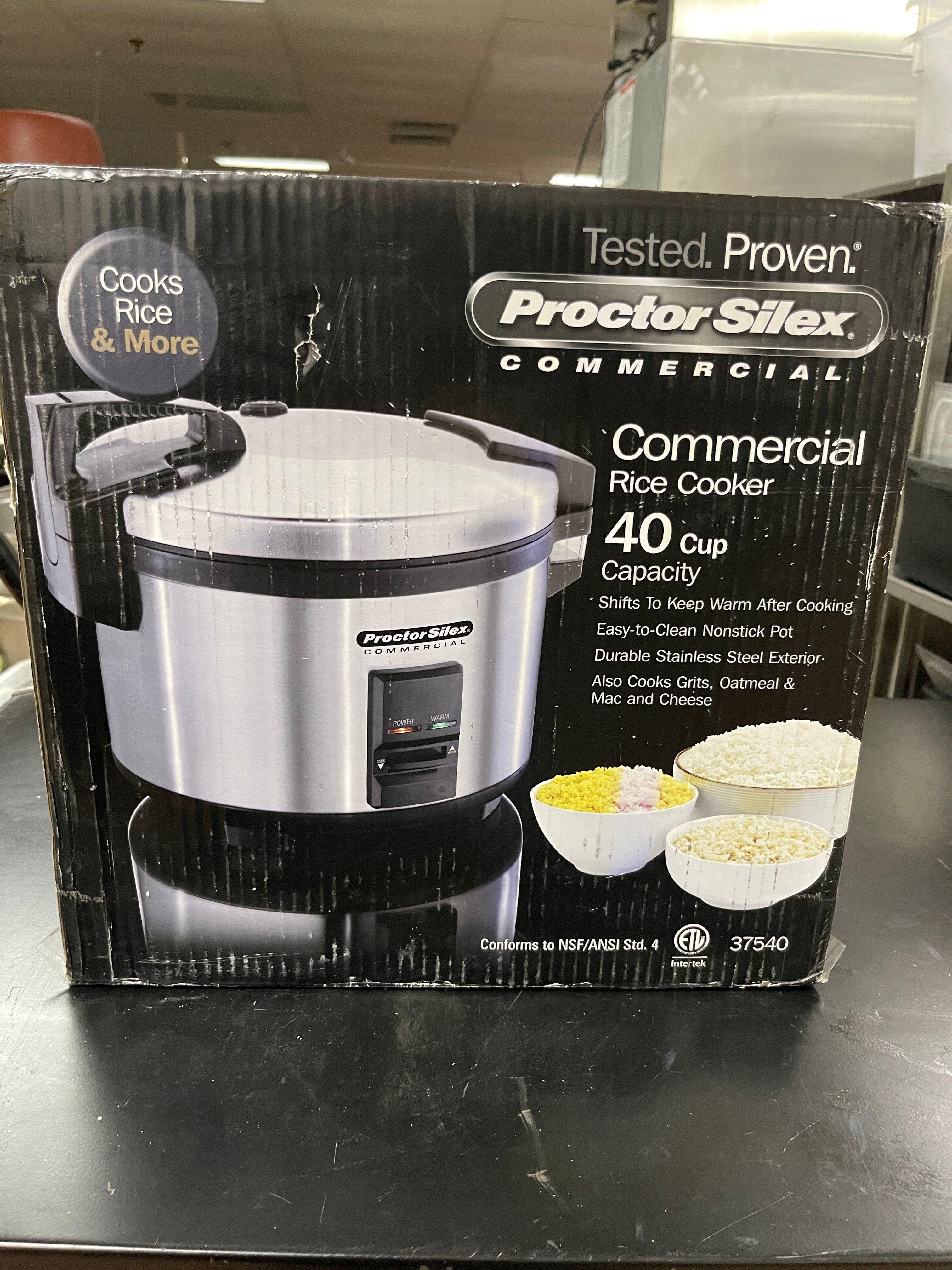 New Proctor Silex 37540 40 Cup (20 Cup Raw) Rice Cooker / Warmer - 120V - TH2