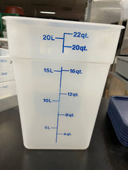 Used Cambro CamSquares 22 Qt. White Square Polyethylene Food Storage Container - TH2