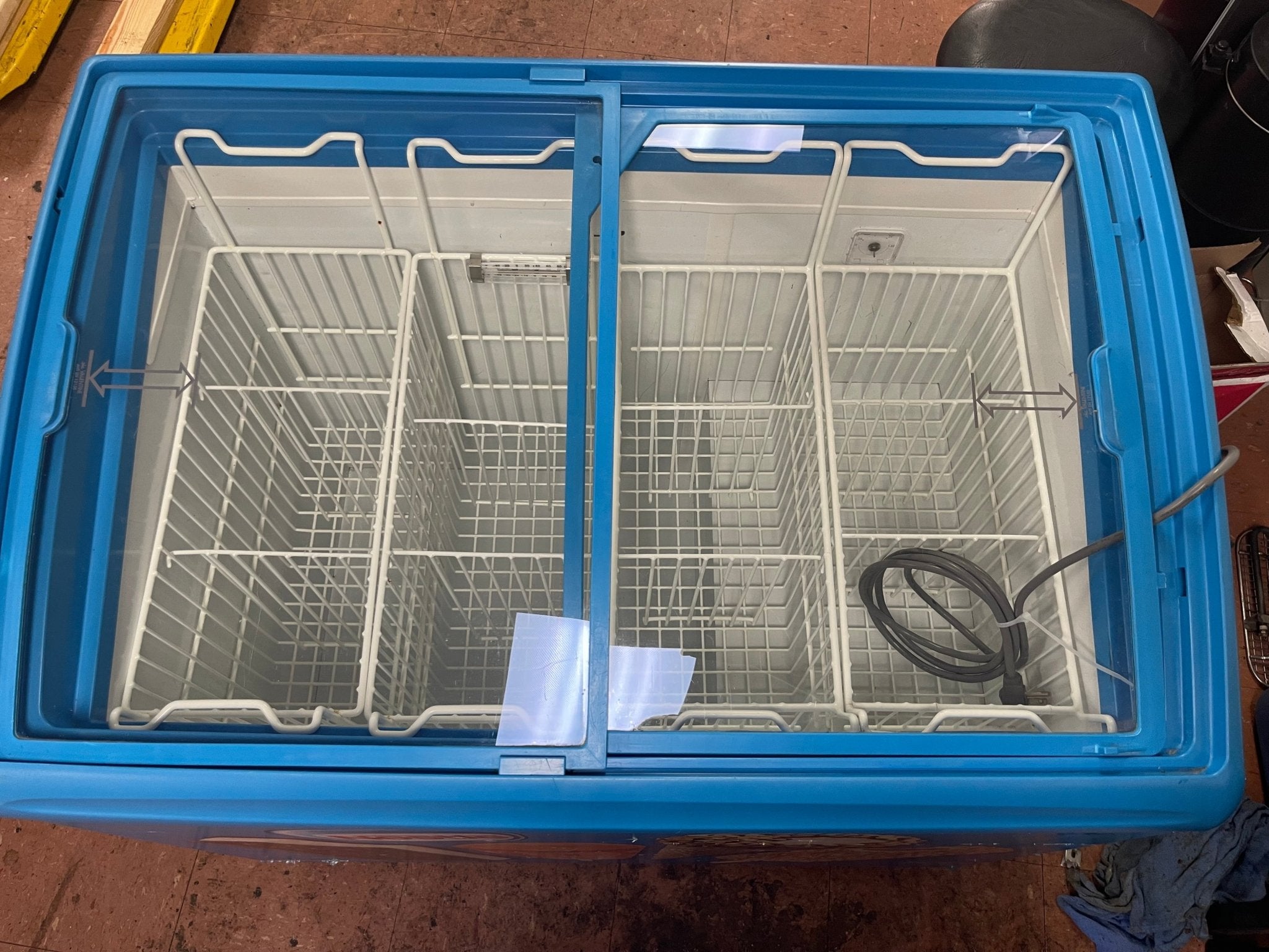 Used AHT RIO S 100 Sliding Glass Top 2 Door Ice Cream Freezer Merchandiser - Falcon Restaurant Supply - 3