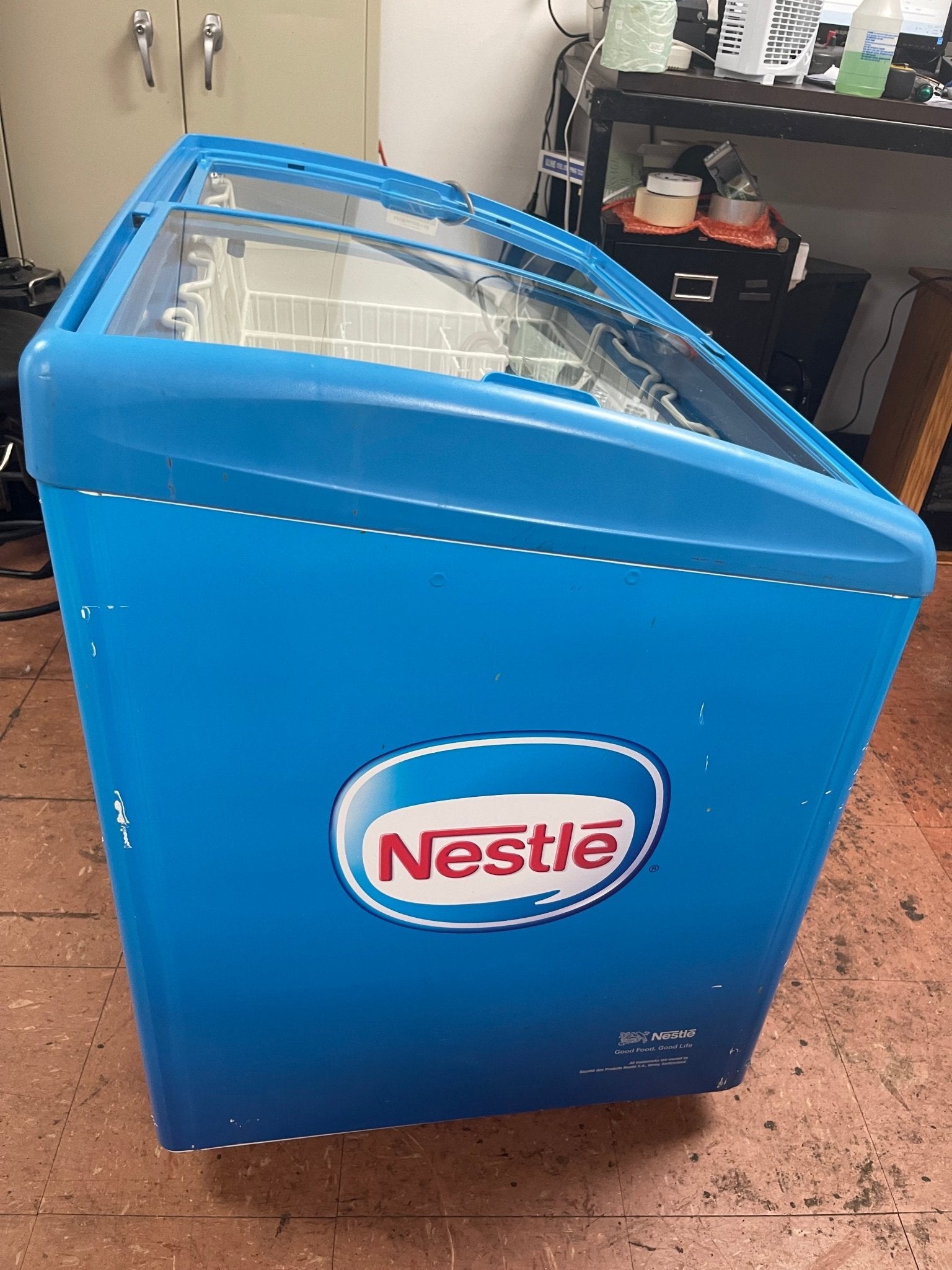 Used AHT RIO S 100 Sliding Glass Top 2 Door Ice Cream Freezer Merchandiser - Falcon Restaurant Supply - 4