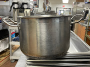 Used Winco 8 Quart Heavy-Duty Stainless Steel Stock Pot - TH2