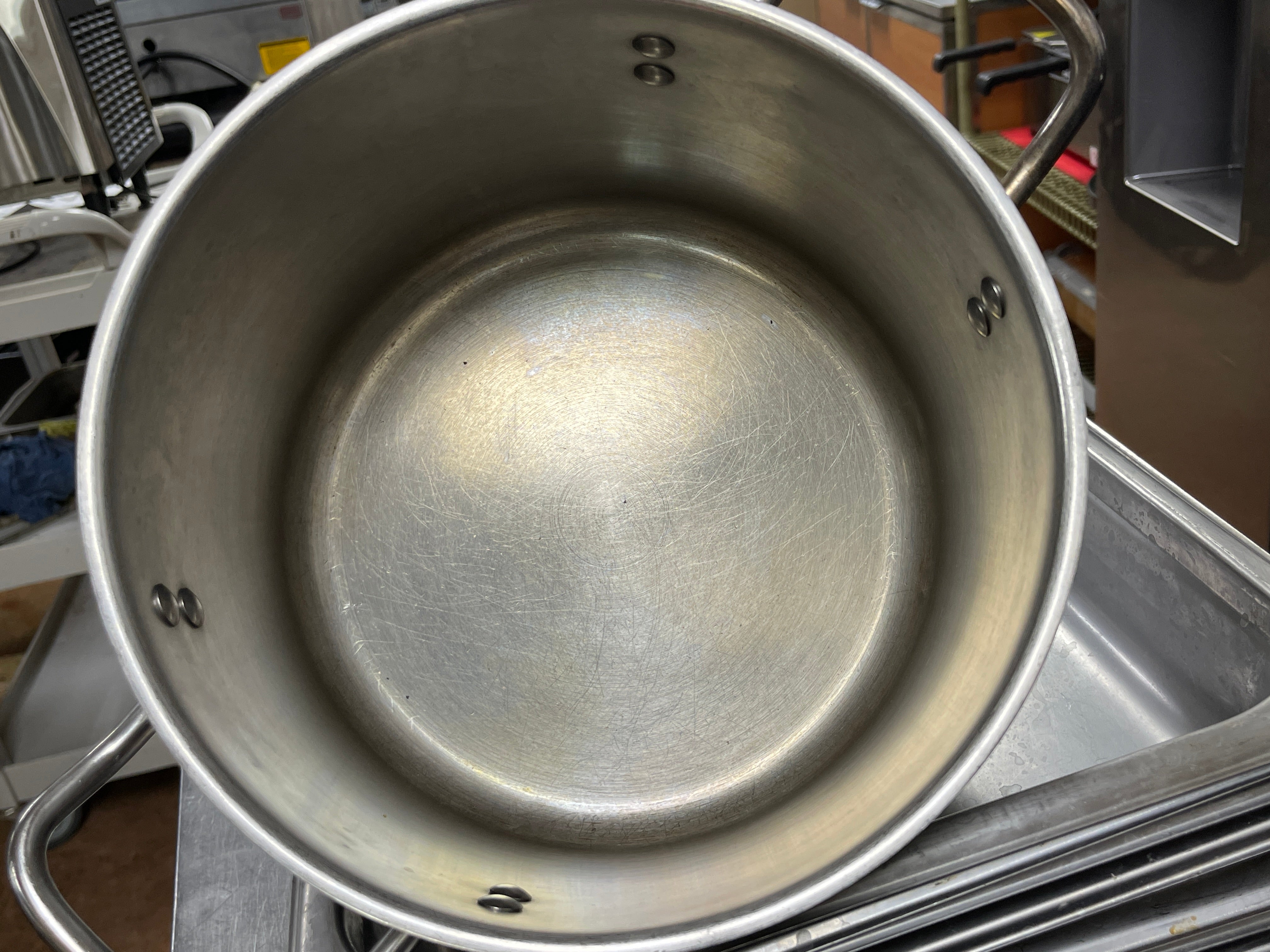 Used Winco 8 Quart Heavy-Duty Stainless Steel Stock Pot - TH2