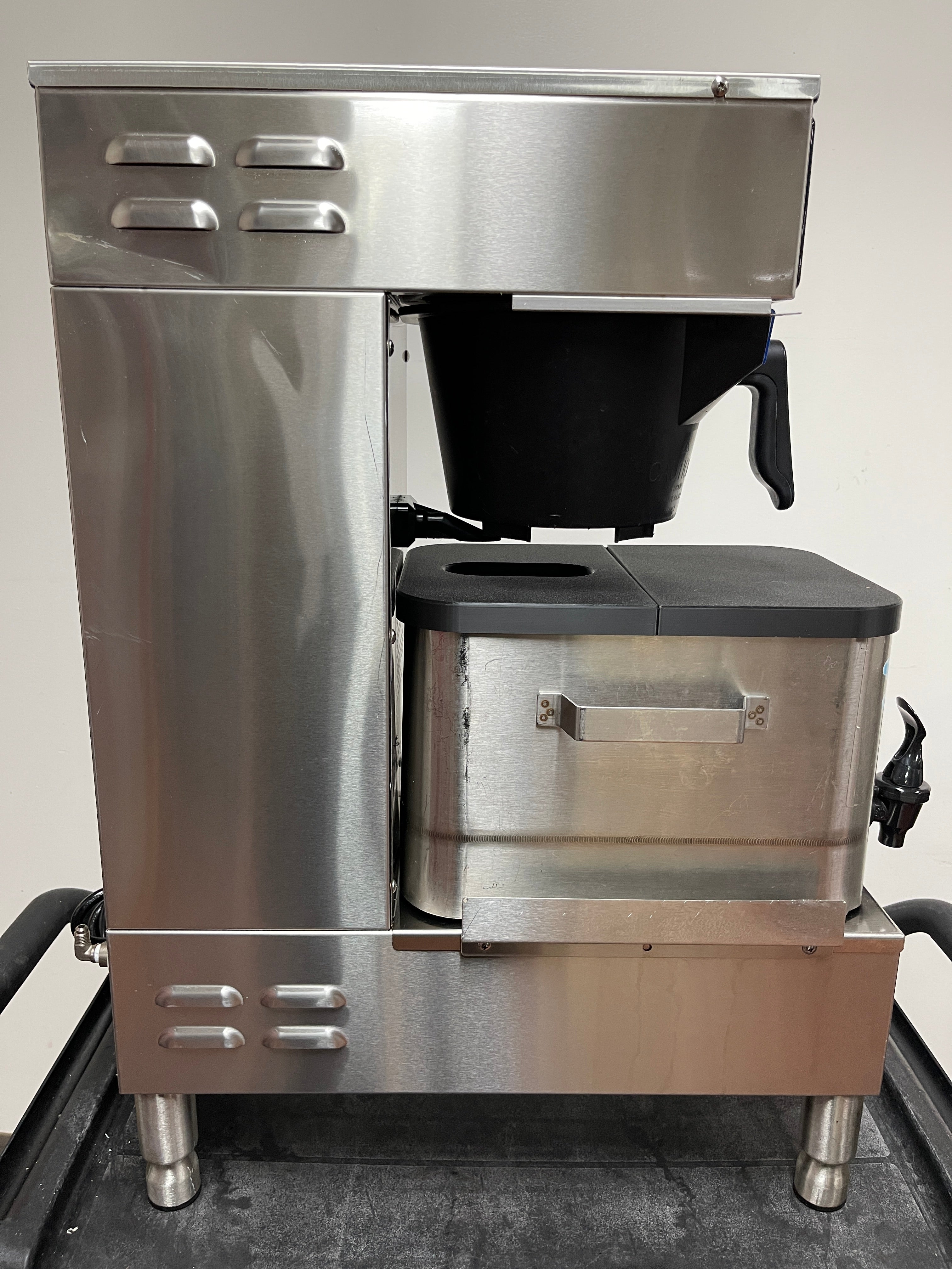 Used Curtis TBP 3 Gallon Low Profile Universal Tea Brewer with Dispenser - 120V - BH