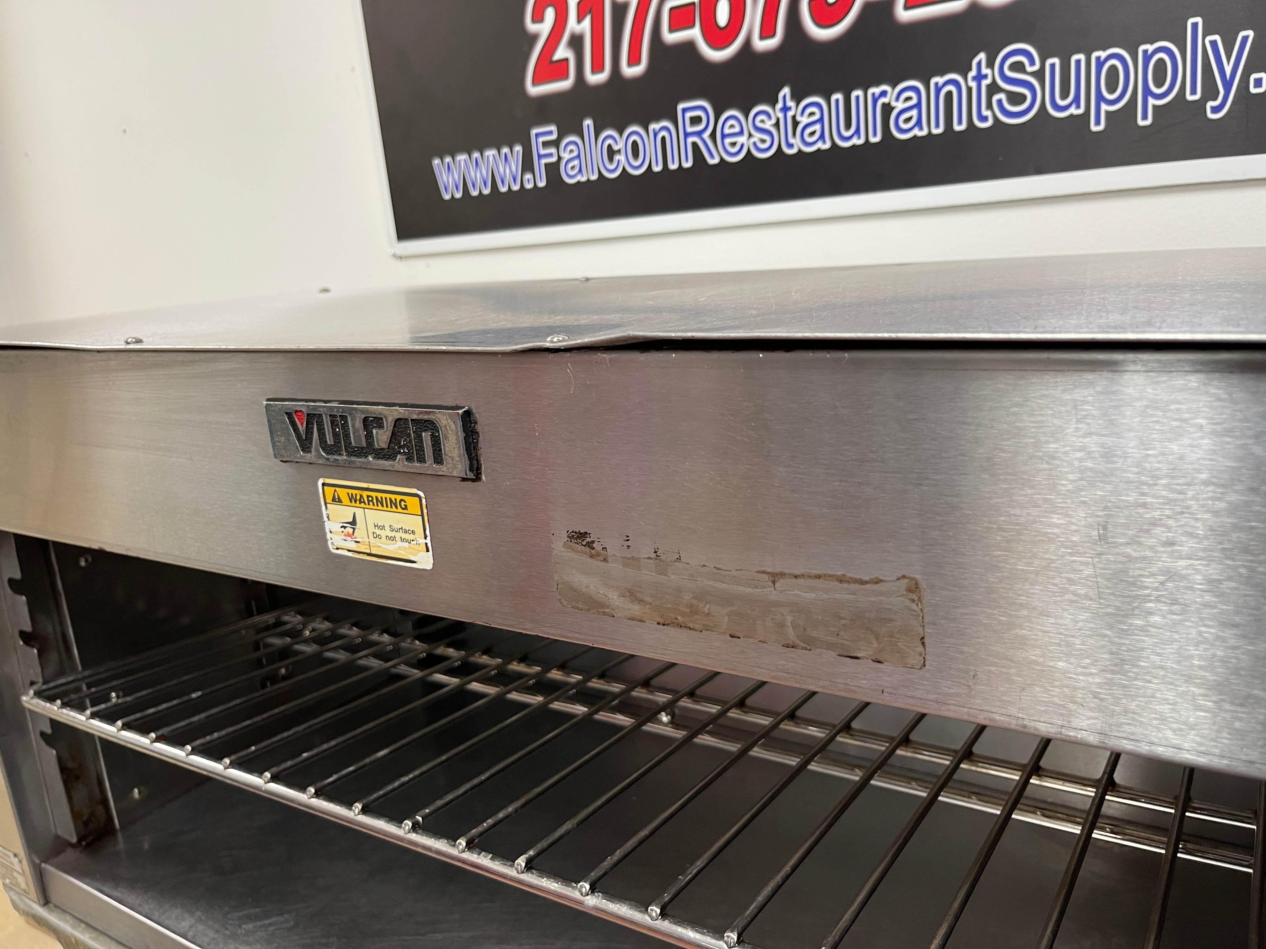 Used Vulcan 1036C 36 1/2" Countertop Cheese Melter - 208V, 3.6 kW - New Elements
