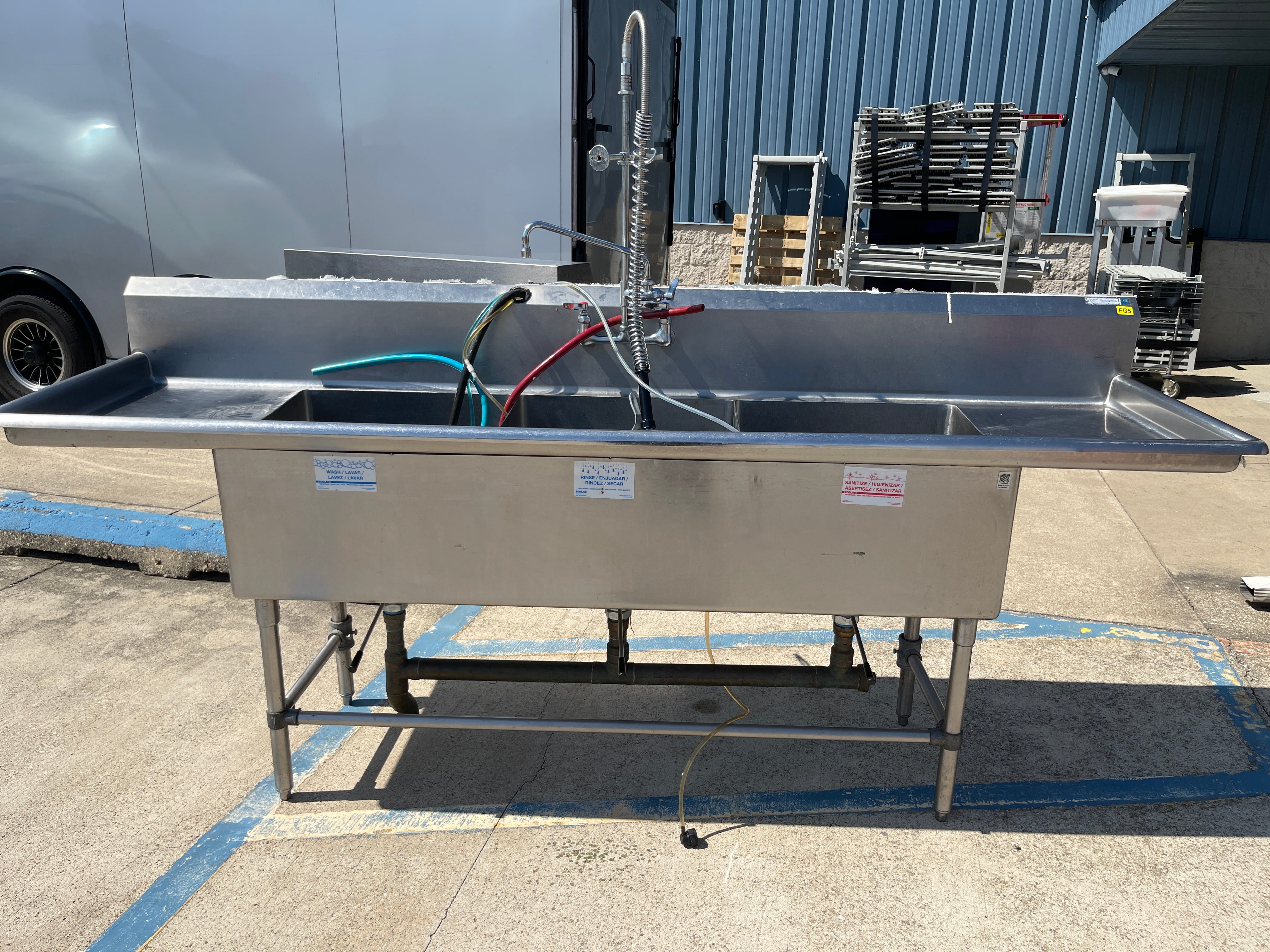 Used 101" Stainless Steel 3 Compartment Sink - FG5 - SS344