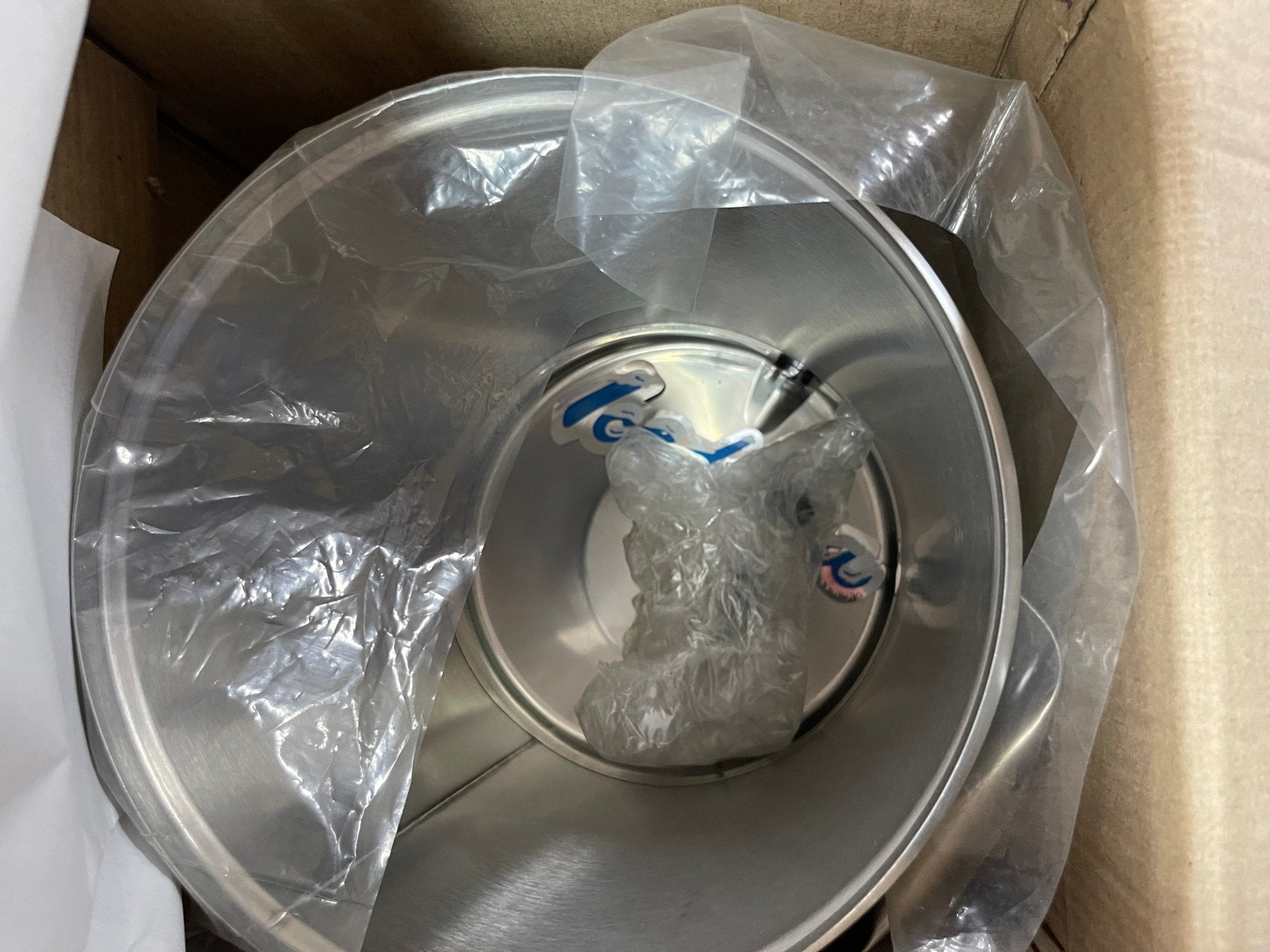 New Tablecraft 1958 3 Gallon Stainless Steel Beverage Dispenser - Falcon Restaurant Supply - 3