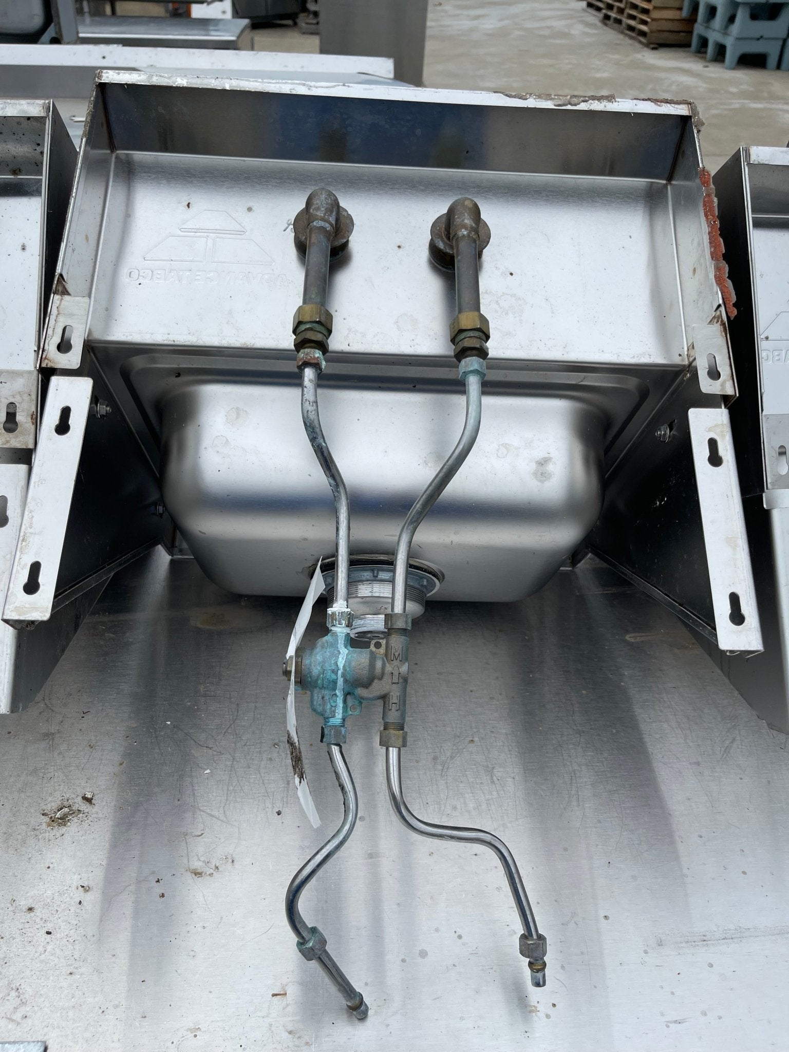 Used Advance Tabco Wall Mounted Stainless Hand Washing Sink - SS7 - Falcon Restaurant Supply - 4