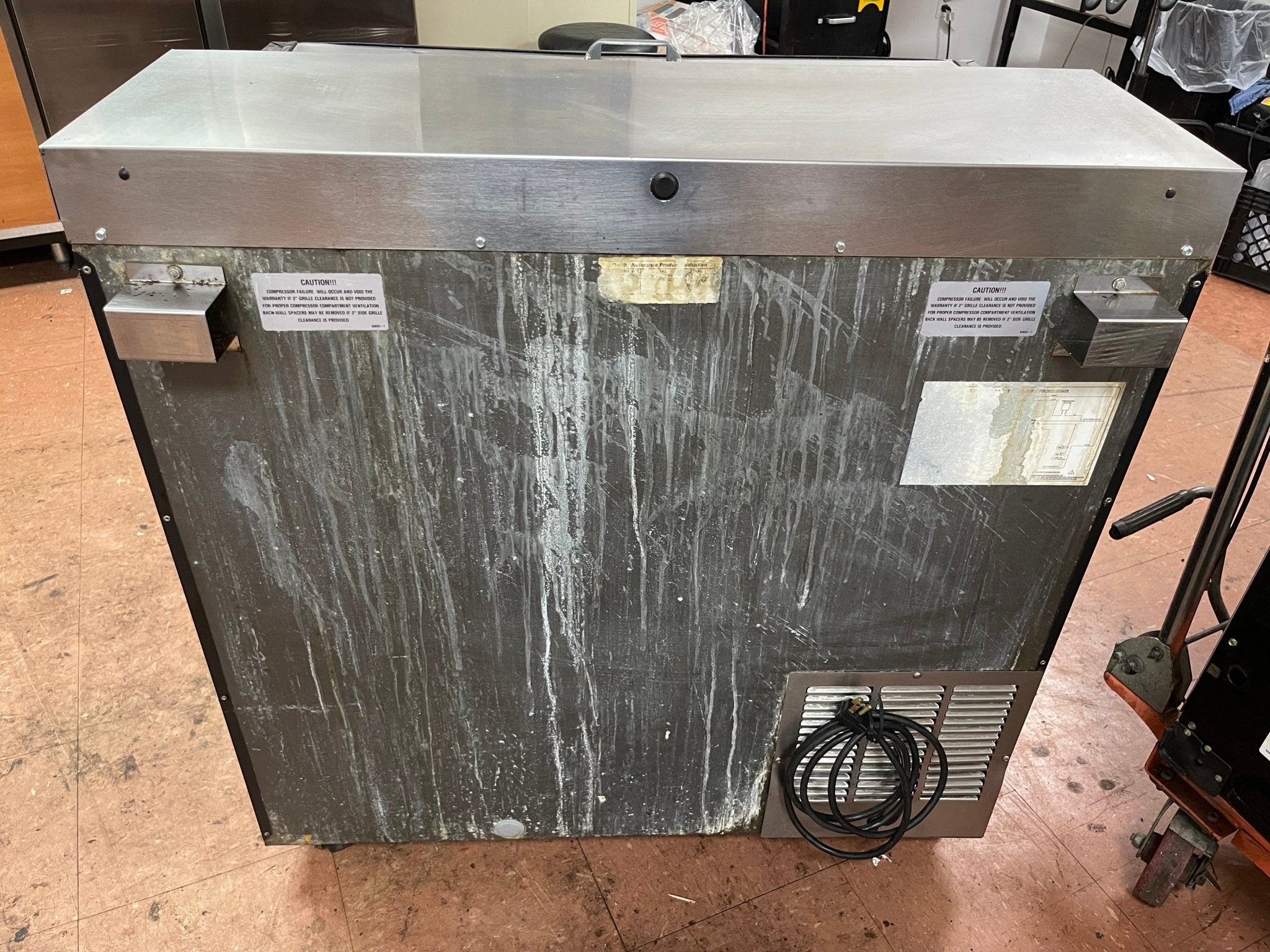 Used Perlick FR36 36" Underbar Glass Froster with Sliding Door 120V - Falcon Restaurant Supply - 7