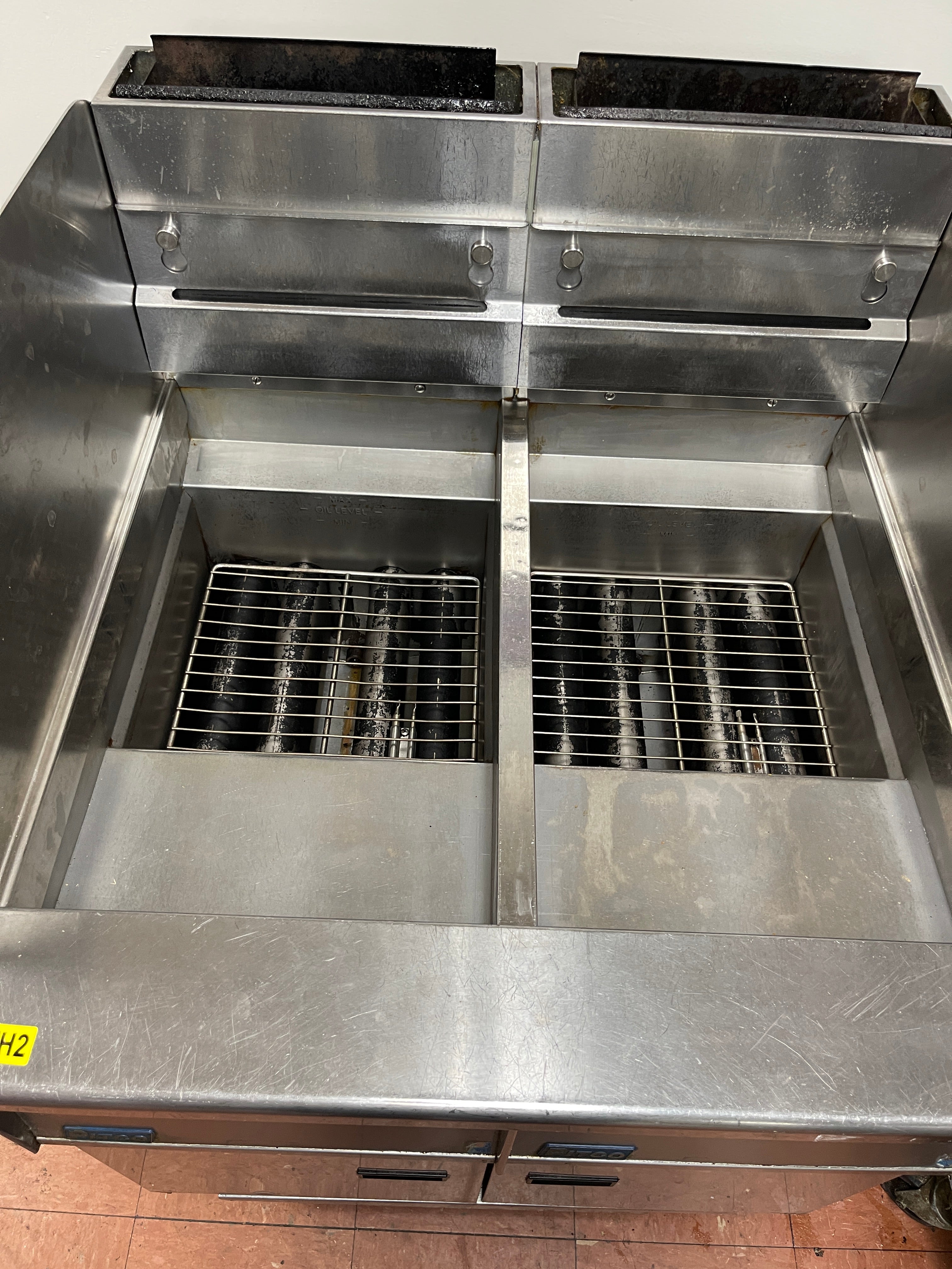 Used 2022 Pitco SG14S NG Fryer with (2) 50 lb. Frypots and Filter Drawer - TH2 - 2