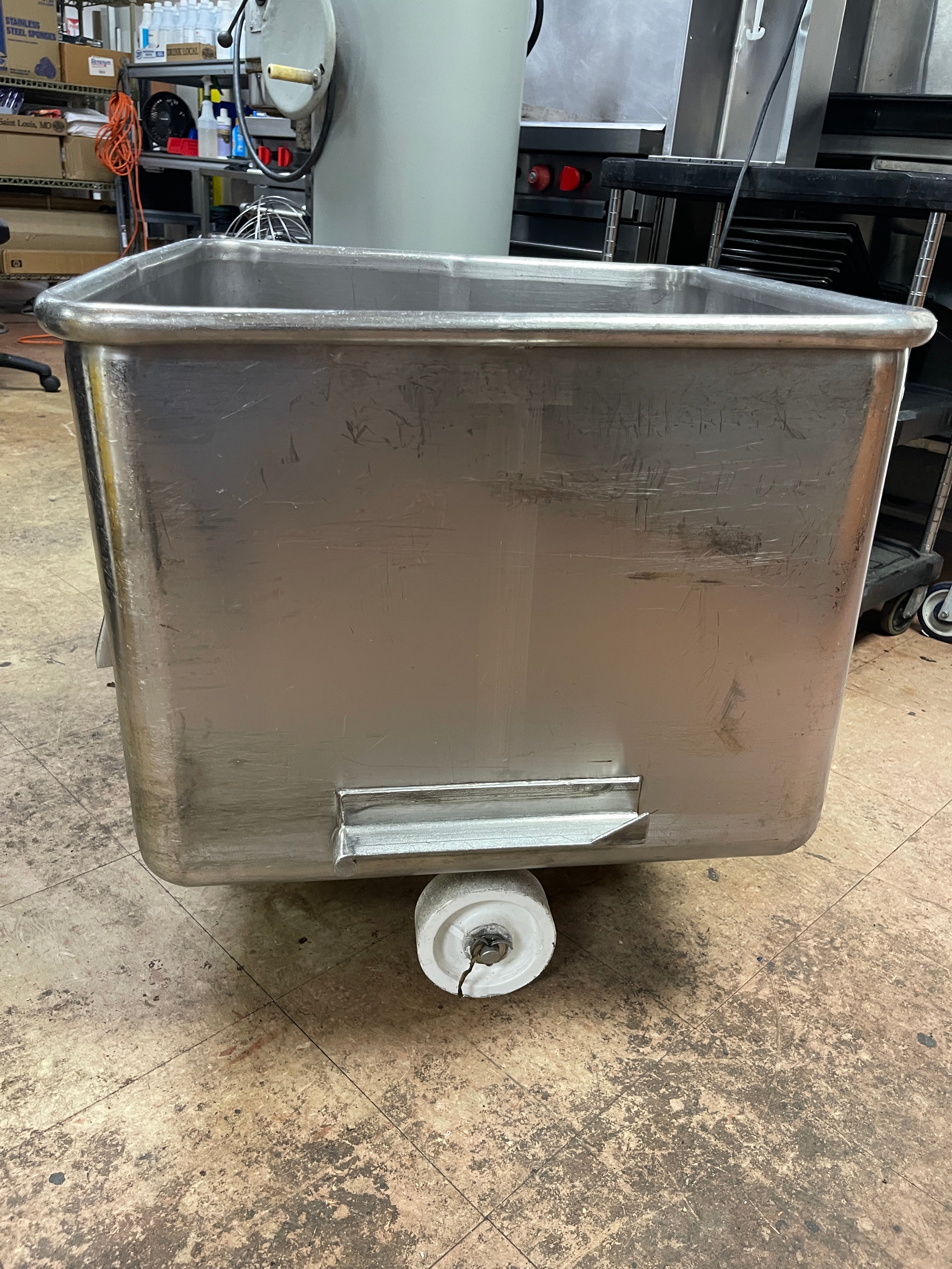 Used Stainless Steel 400lb Dump Buggy Cart - SS353