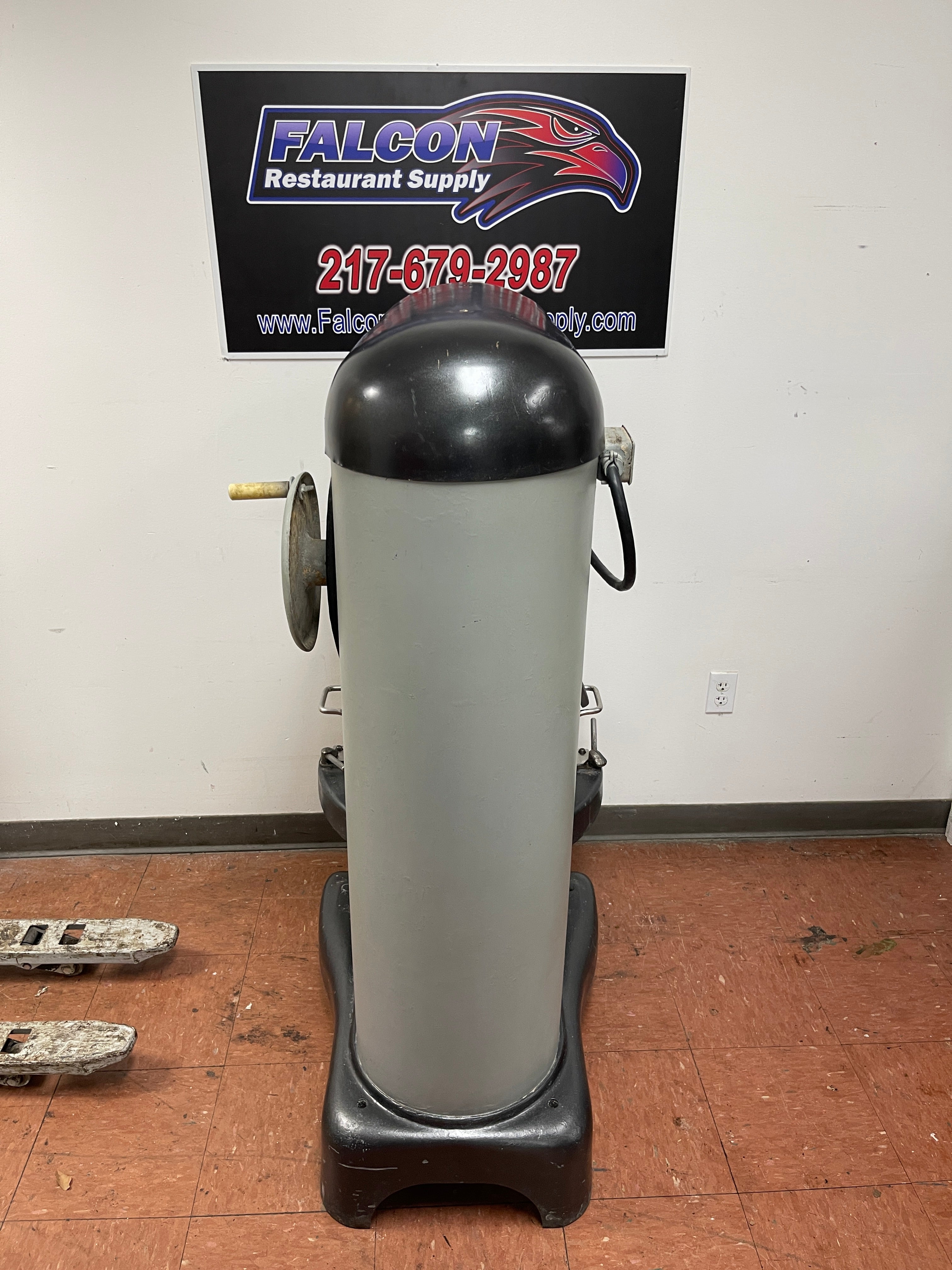 Used Hobart H600T 60qt 4 Speed Floor Mixer with Accessories 220V 3PH - BB