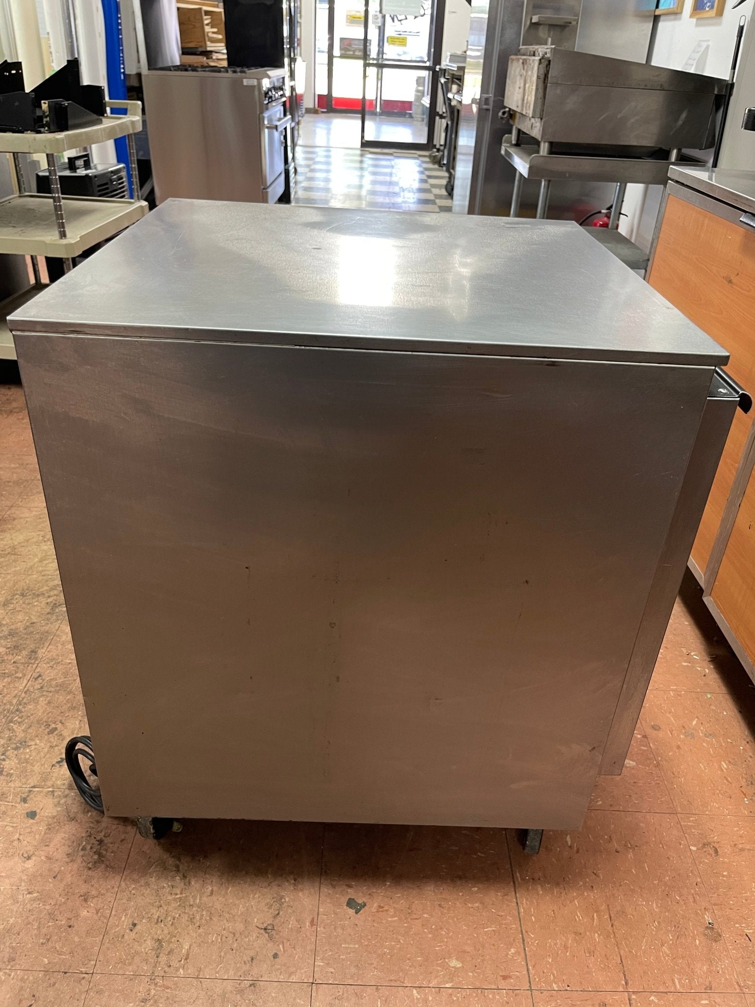 Used 27" Beverage - Air UCF27 Commercial Undercounter Freezer 120V - Falcon Restaurant Supply - 3