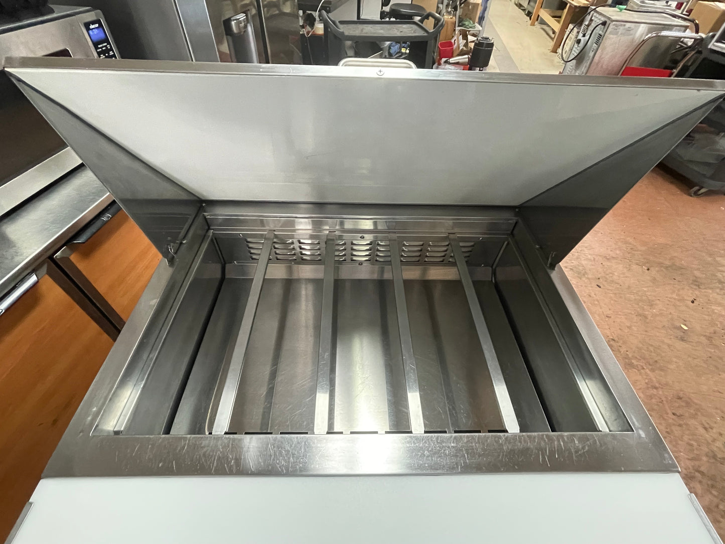 Used Hiendl esclm2-36-hc Refrigerated Mega Top 36" Prep Table