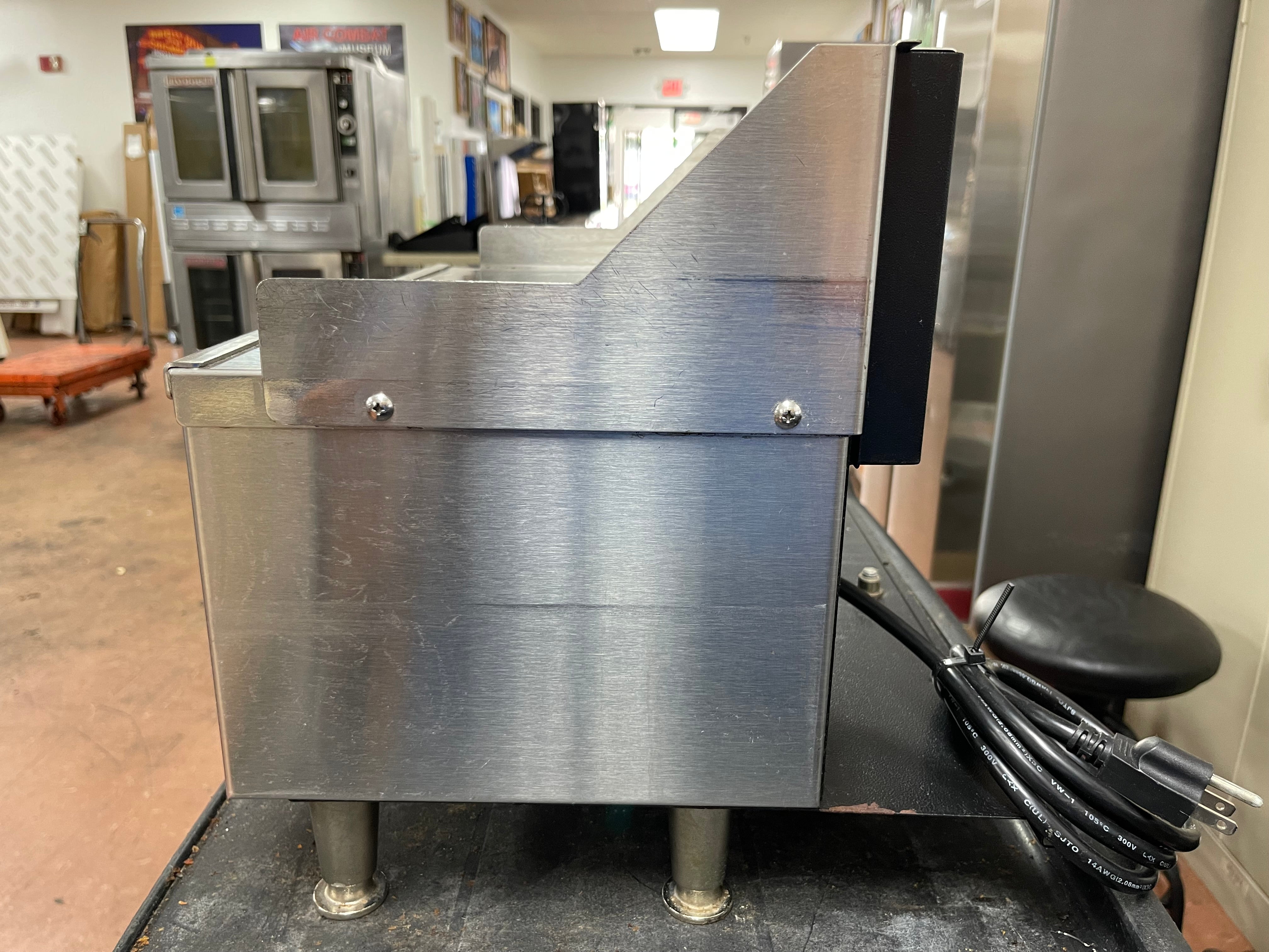 Used Curtis GEM5IFIT015 Gemini Twin Intellifresh Warmer Stand 120V