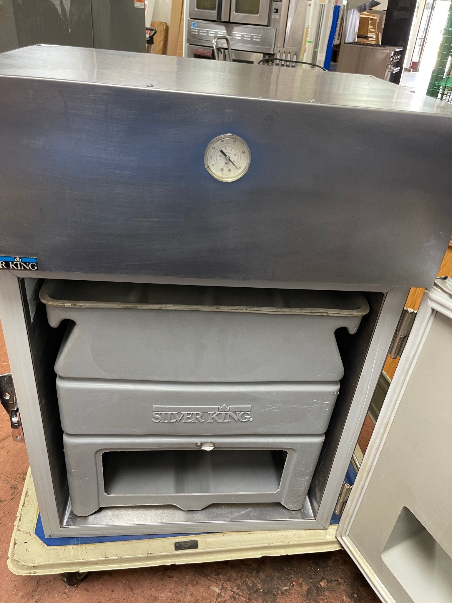 Used Silver King 25" Refrigerated Lettuce Crisper/Dispenser w/ (50) Head Capacity 120V - Falcon Restaurant Supply - 11