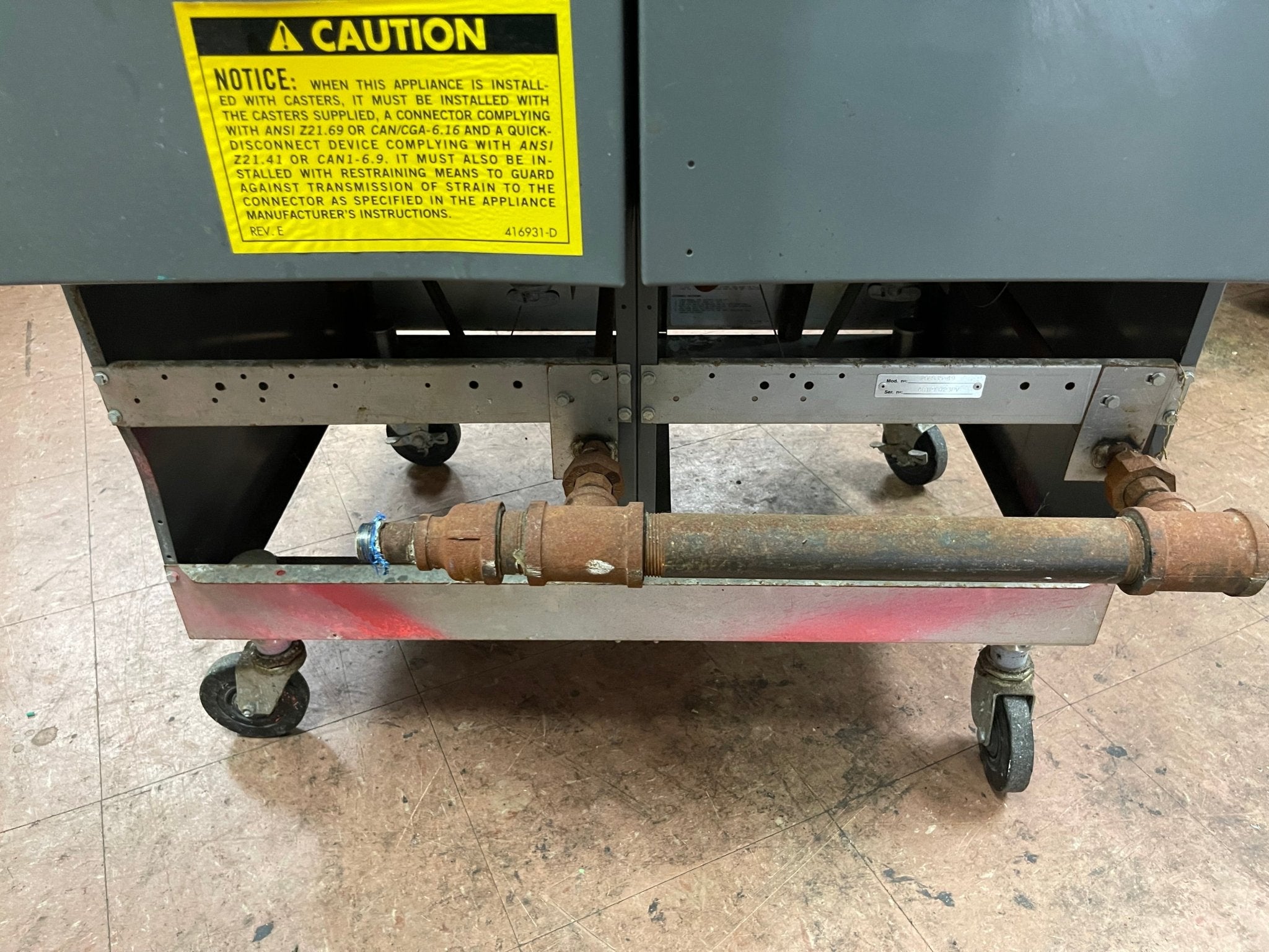 Used Vulcan Stainless Steel Propane Gas Fryer 2GRS35 Dual 35lb - LPG - Falcon Restaurant Supply - 8