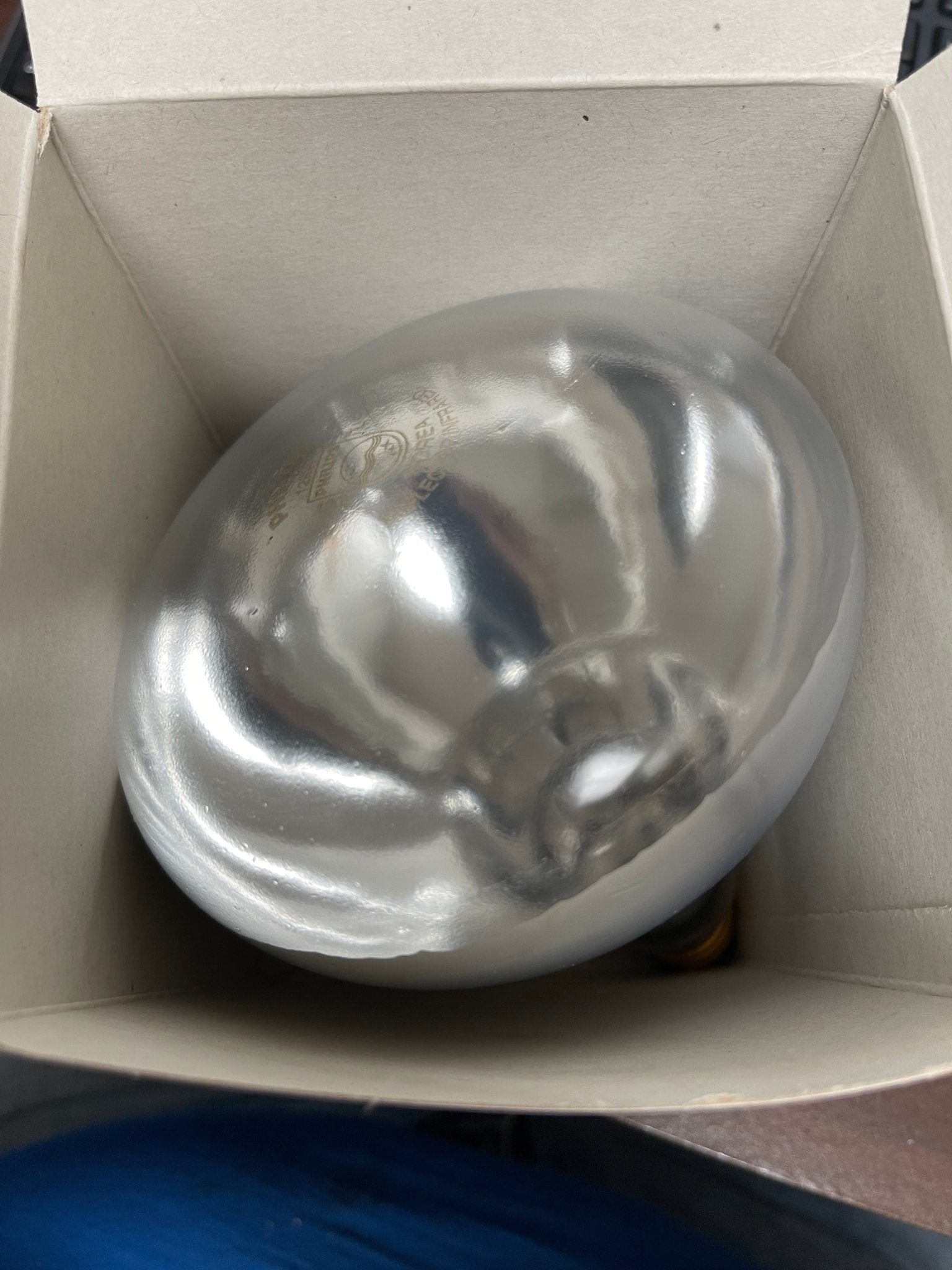 New Philips BR40 Clear Heat Light 125W Medium Base.