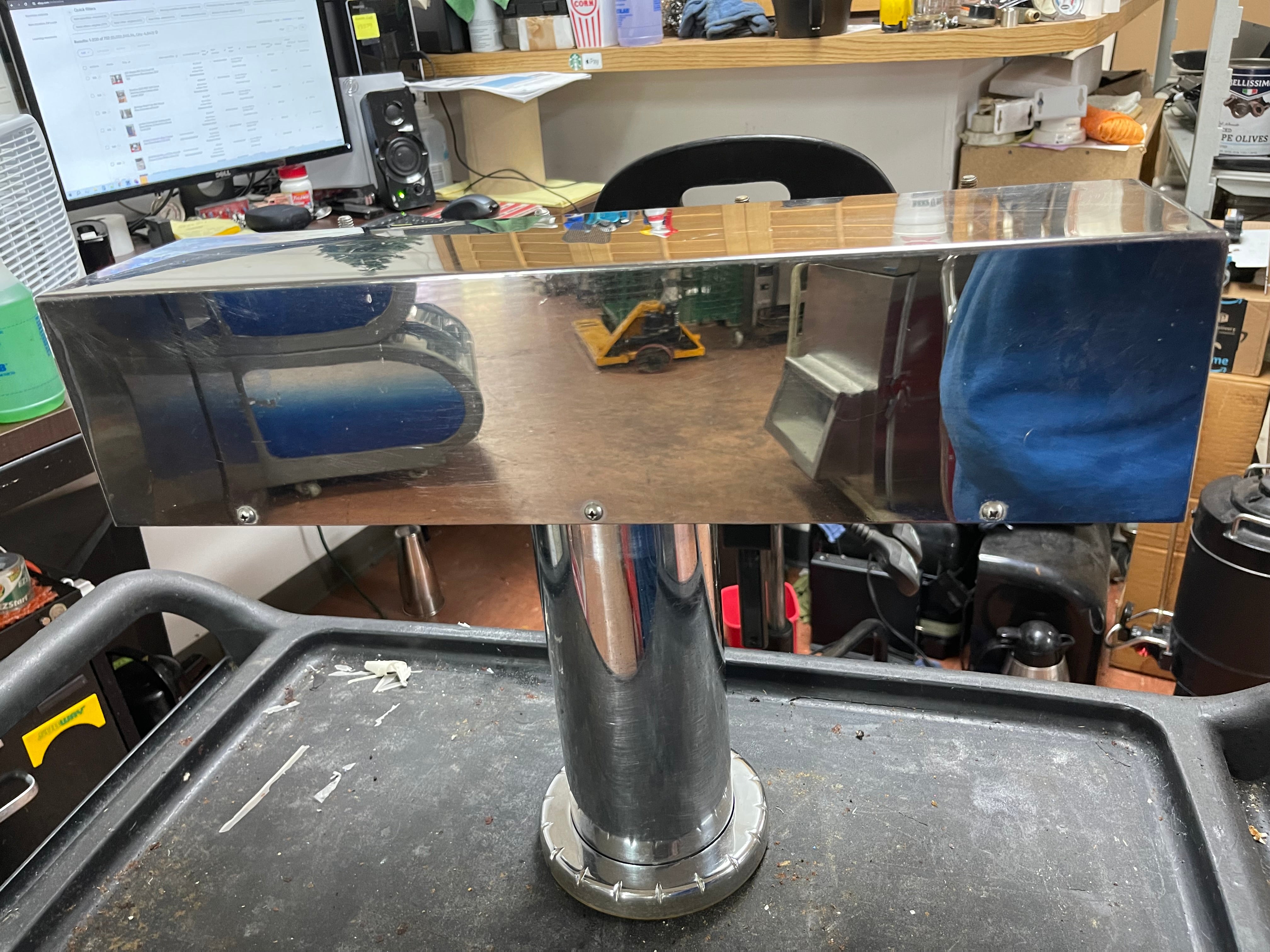 Used "T" Style Pedestal Draft Beer Tower Dispenser 4 Tap