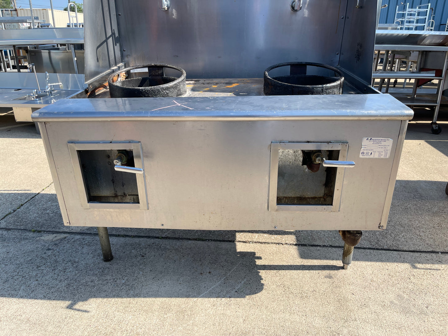 Used 2 Burner Natural Gas Commercial Wok Range With 2 Swing Faucets