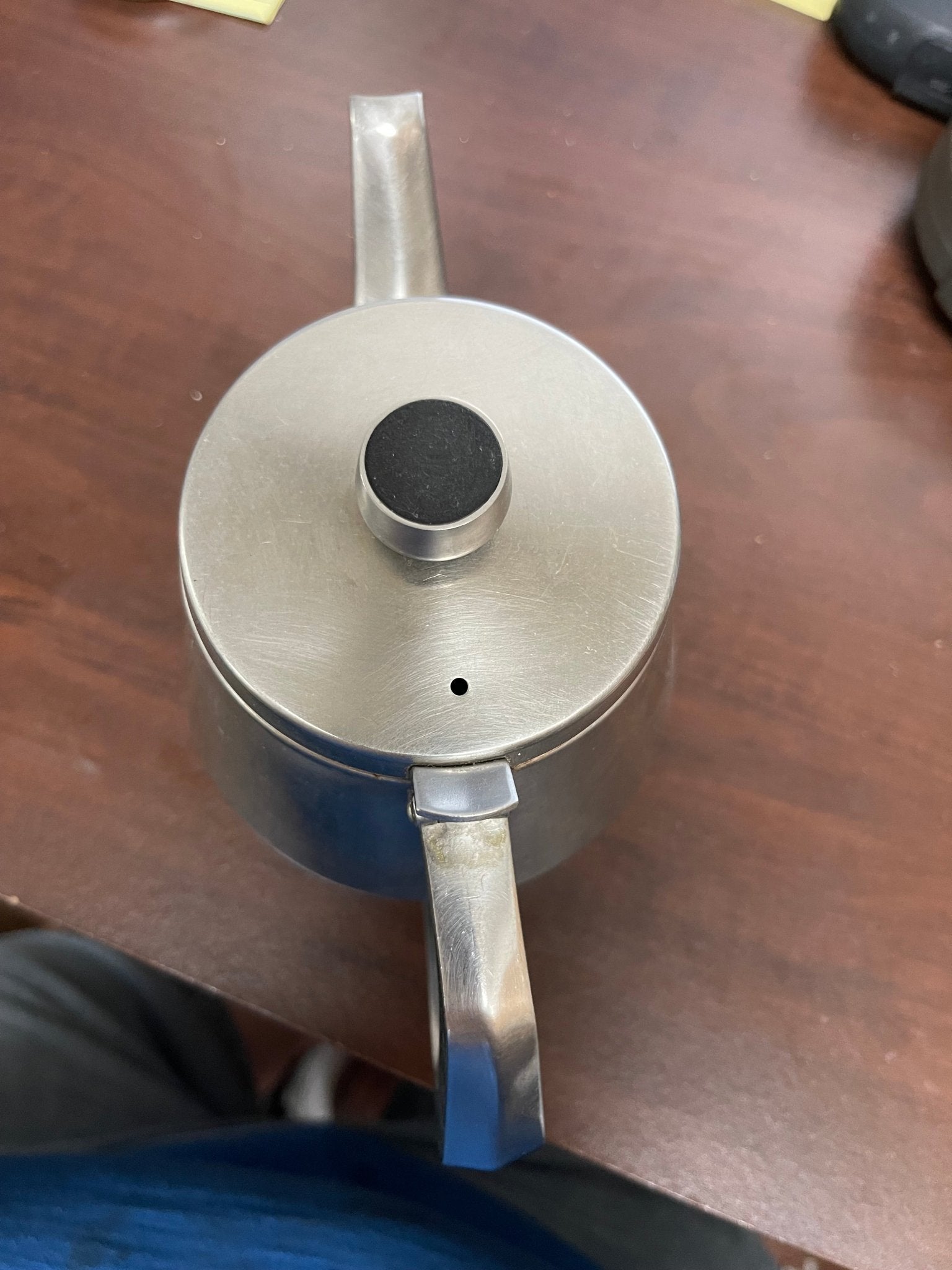 Used Stainless Steel Brushed finish 28oz. Gooseneck Teapot - Falcon Restaurant Supply - 4