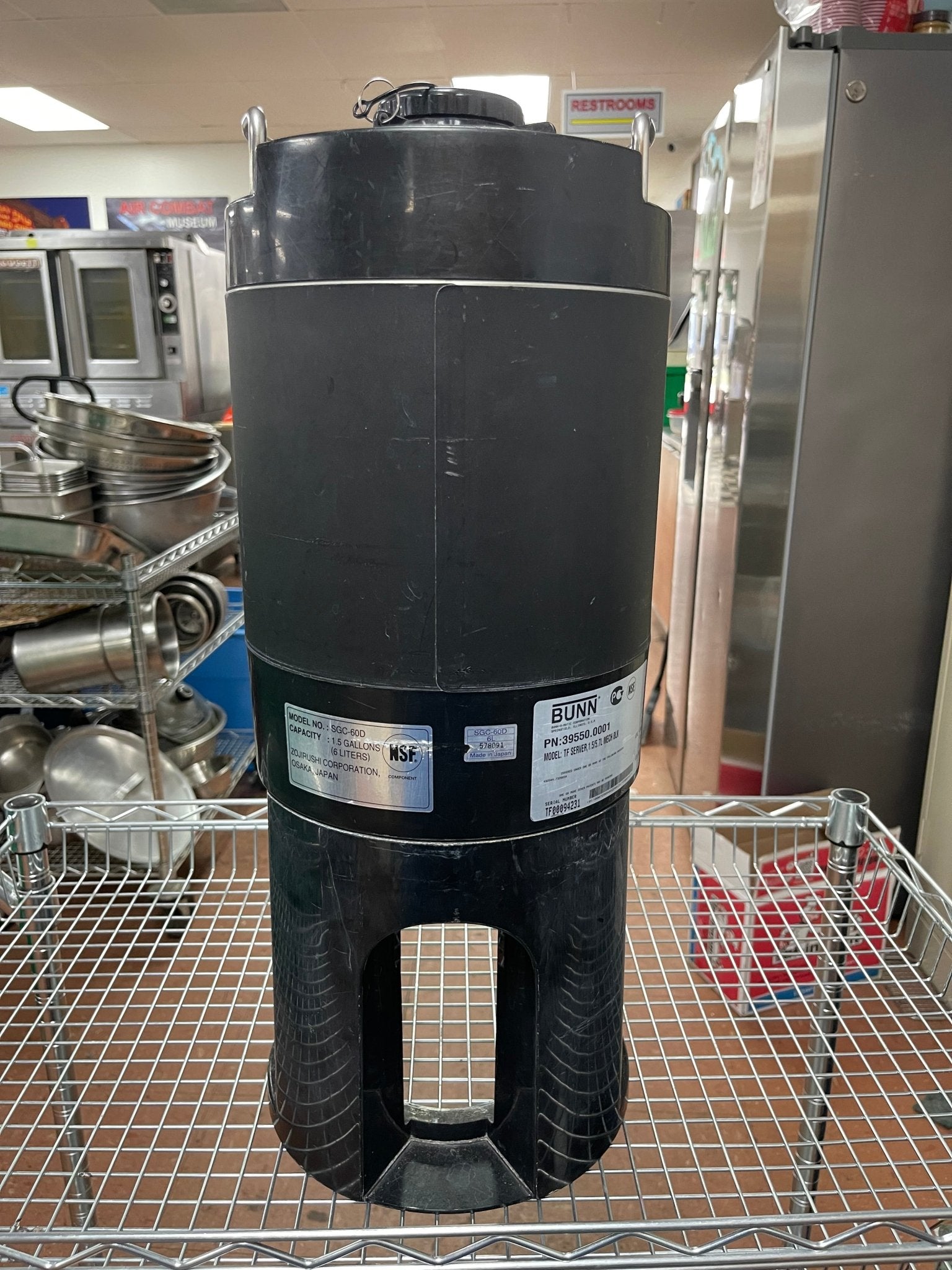 Used Bunn 1.5 Gallon Thermofresh Coffee Server Dispenser Black 39550.0001