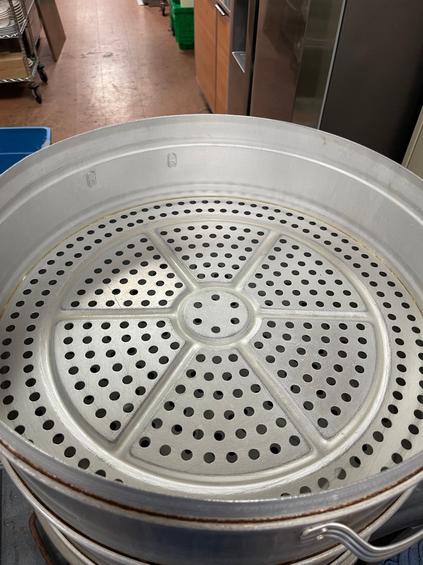 Used Aluminum Round Chinese Steamer 22" Diameter