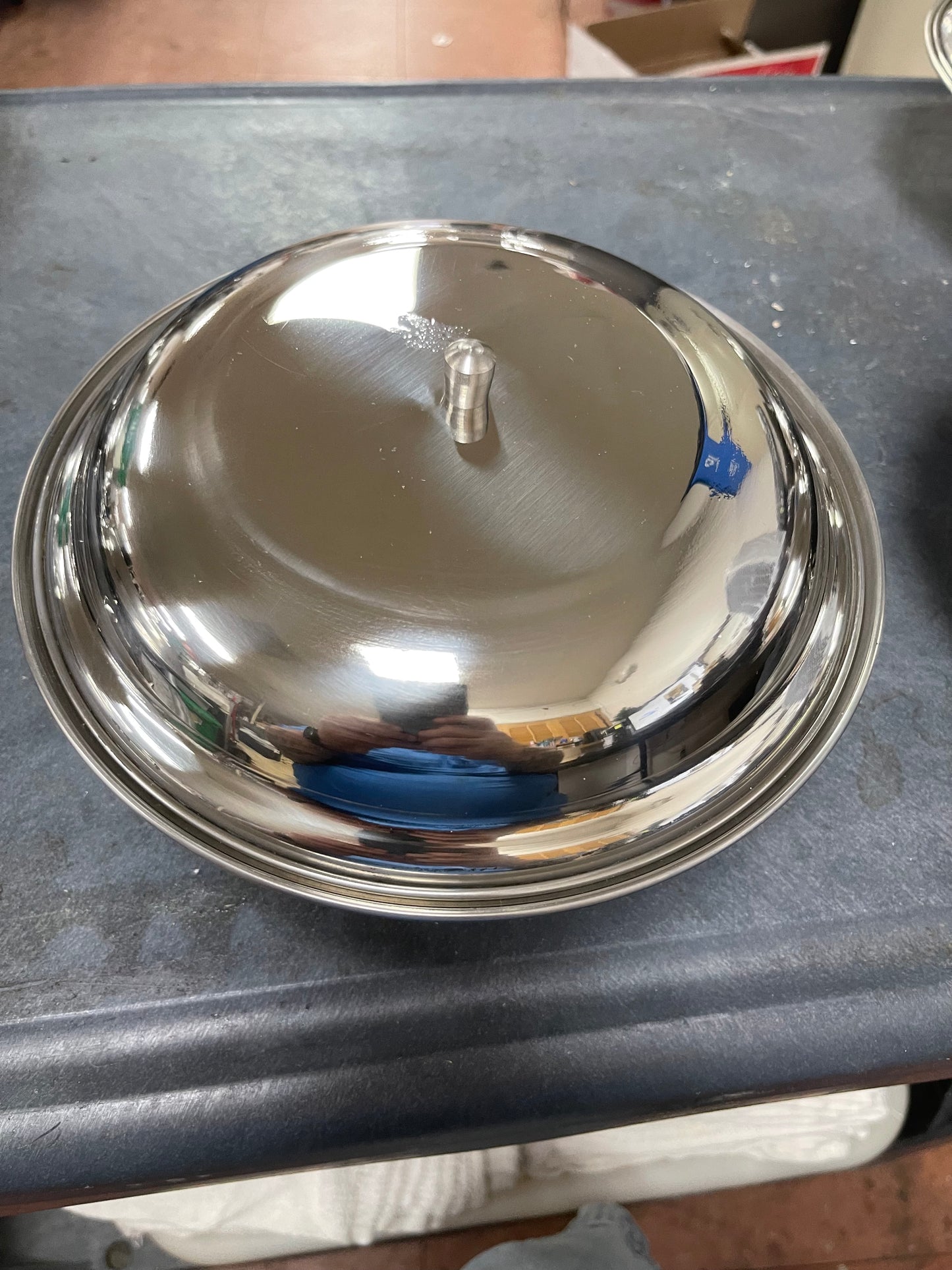 New Stainless Steel Vollrath 8.5" Compote Serving  Dish with 8" Dome Lid