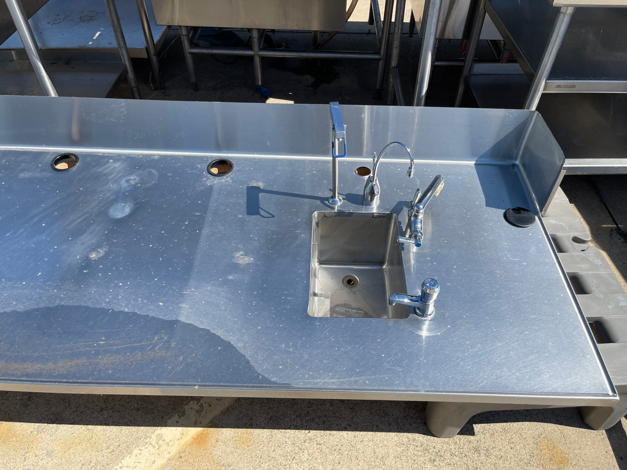 Used 136" Stainless Steel Counter with 2 Sink Compartments, Faucets and Ice Bin - SS5 - Falcon Restaurant Supply - 2