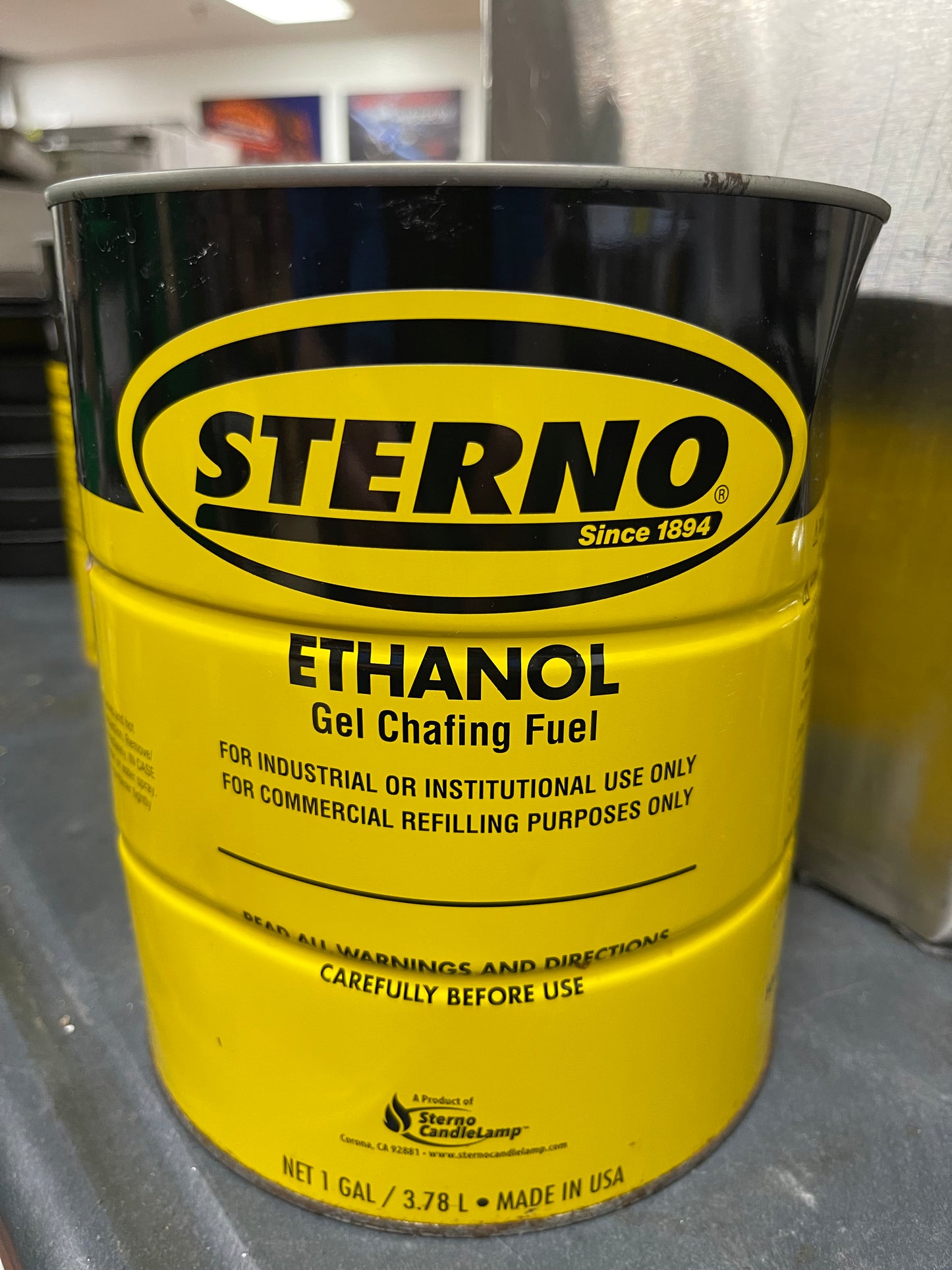 Sterno S0051 1 Gallon Ethanol Gel Chafing Fuel