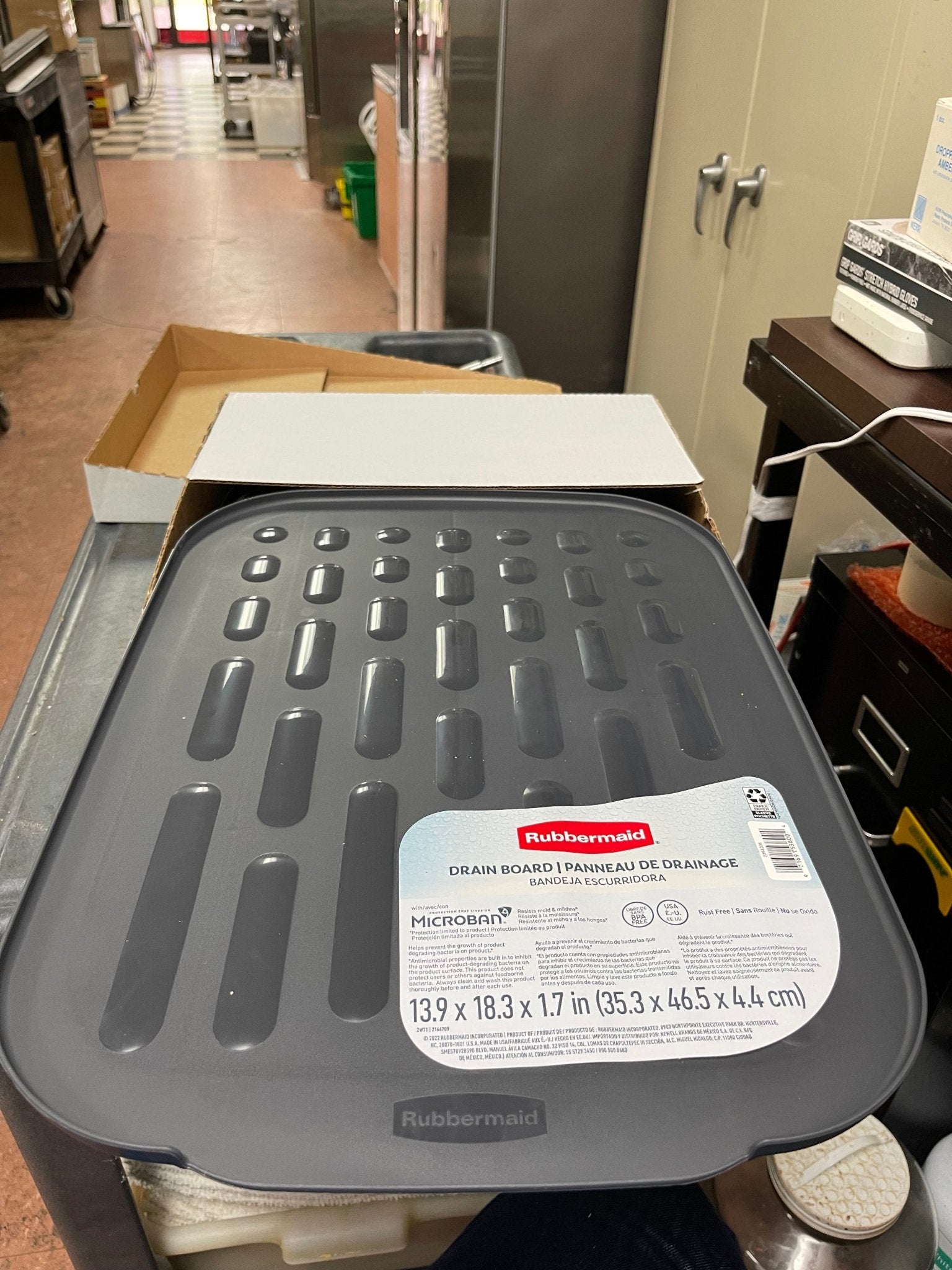 New Rubbermaid 2166709 Antimicrobial Dish Drain Drying Board for Sink - Falcon Restaurant Supply - 1