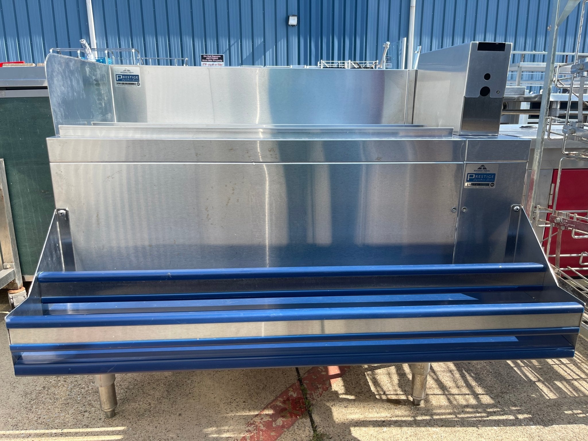 Used Advance Tabco Prestige Series Stainless Steel Underbar Ice Bin with 10 - Circuit Cold Plate - SS67 - Falcon Restaurant Supply - 2