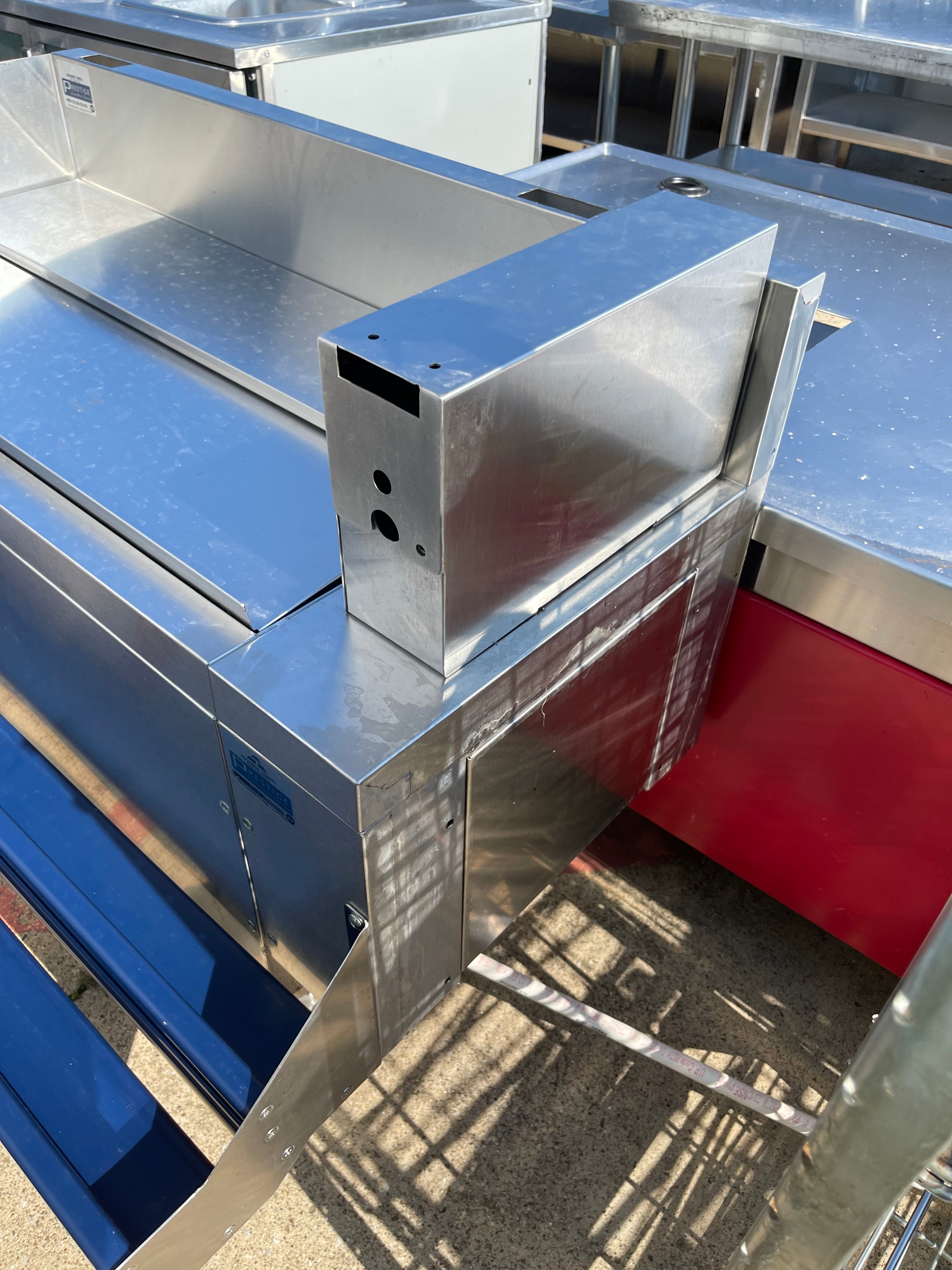 Used Advance Tabco Prestige Series Stainless Steel Underbar Ice Bin with 10-Circuit Cold Plate - SS67