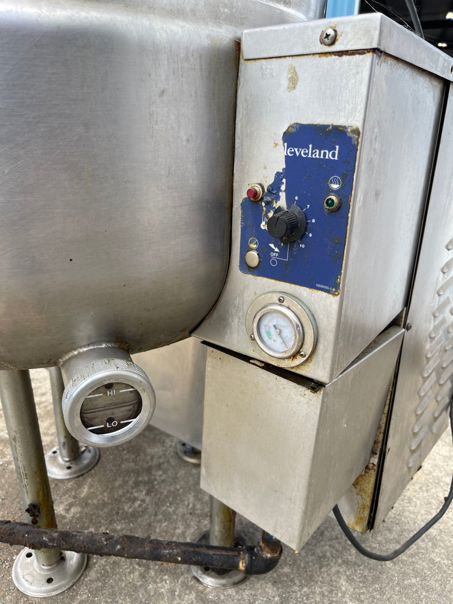 Used Cleveland KGL40 40 gal Commercial Steam Kettle Natural Gas AS IS - Falcon Restaurant Supply - 4