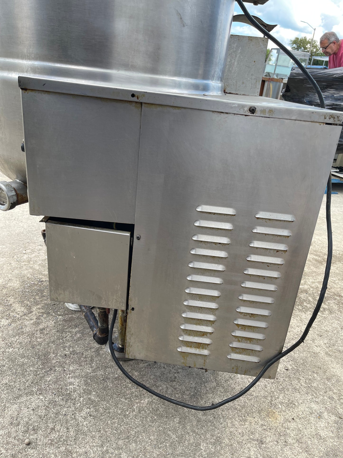 Cleveland KGL40 40 gal Commercial Steam Kettle Natural Gas AS IS