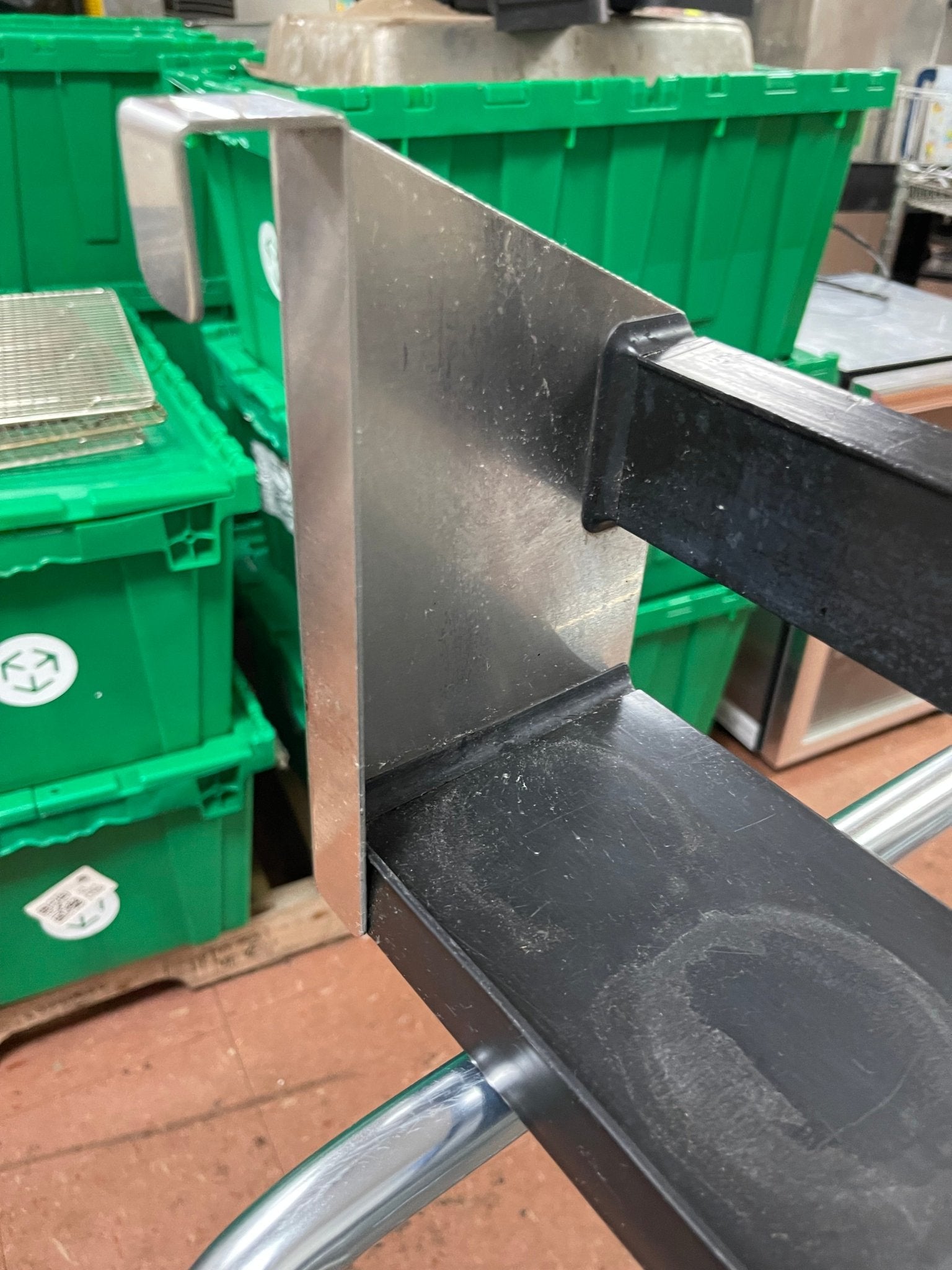 Used 42" Glastender CSR - 42 - SR Single Stainless Bar Cooler Speedrail Clip - on - Falcon Restaurant Supply - 4