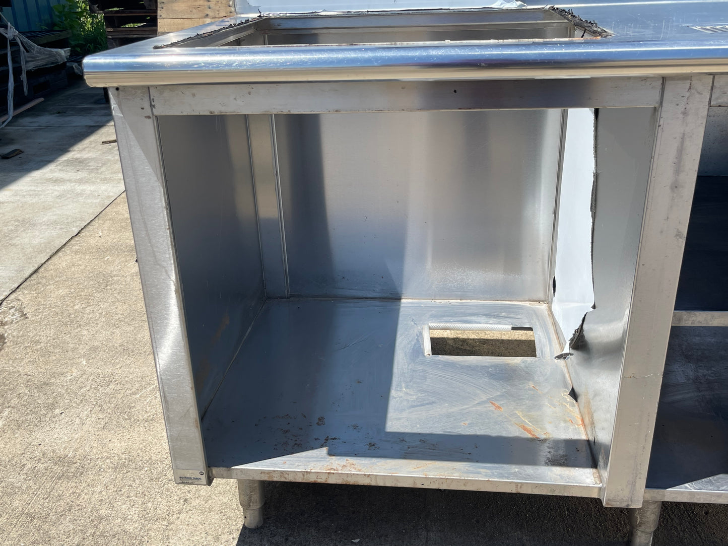 Used 79"x 30" Stainless Steel Beverage Drink Station with Sink and Drip Tray Drain - SS1