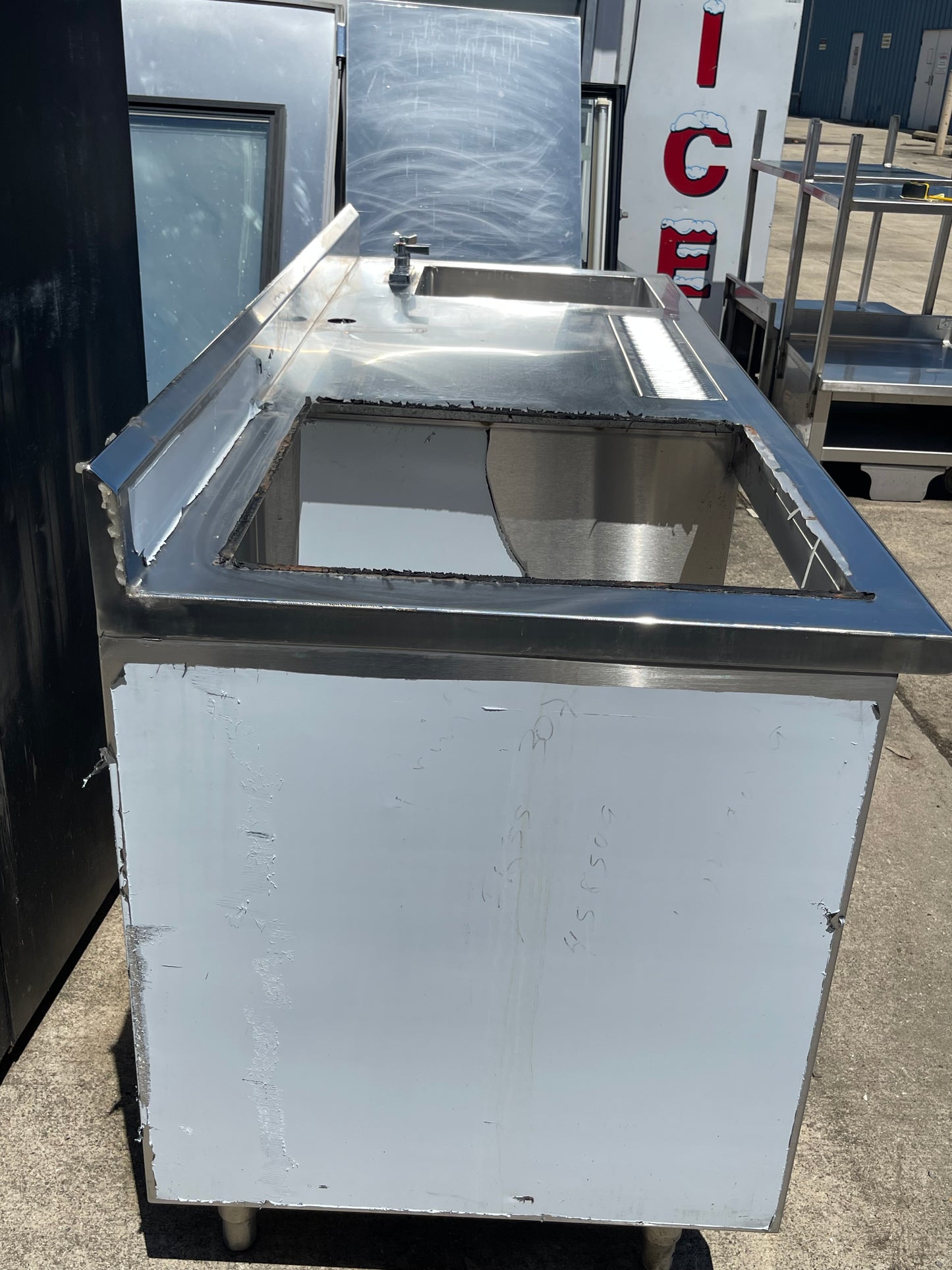 Used 79"x 30" Stainless Steel Beverage Drink Station with Sink and Drip Tray Drain - SS1