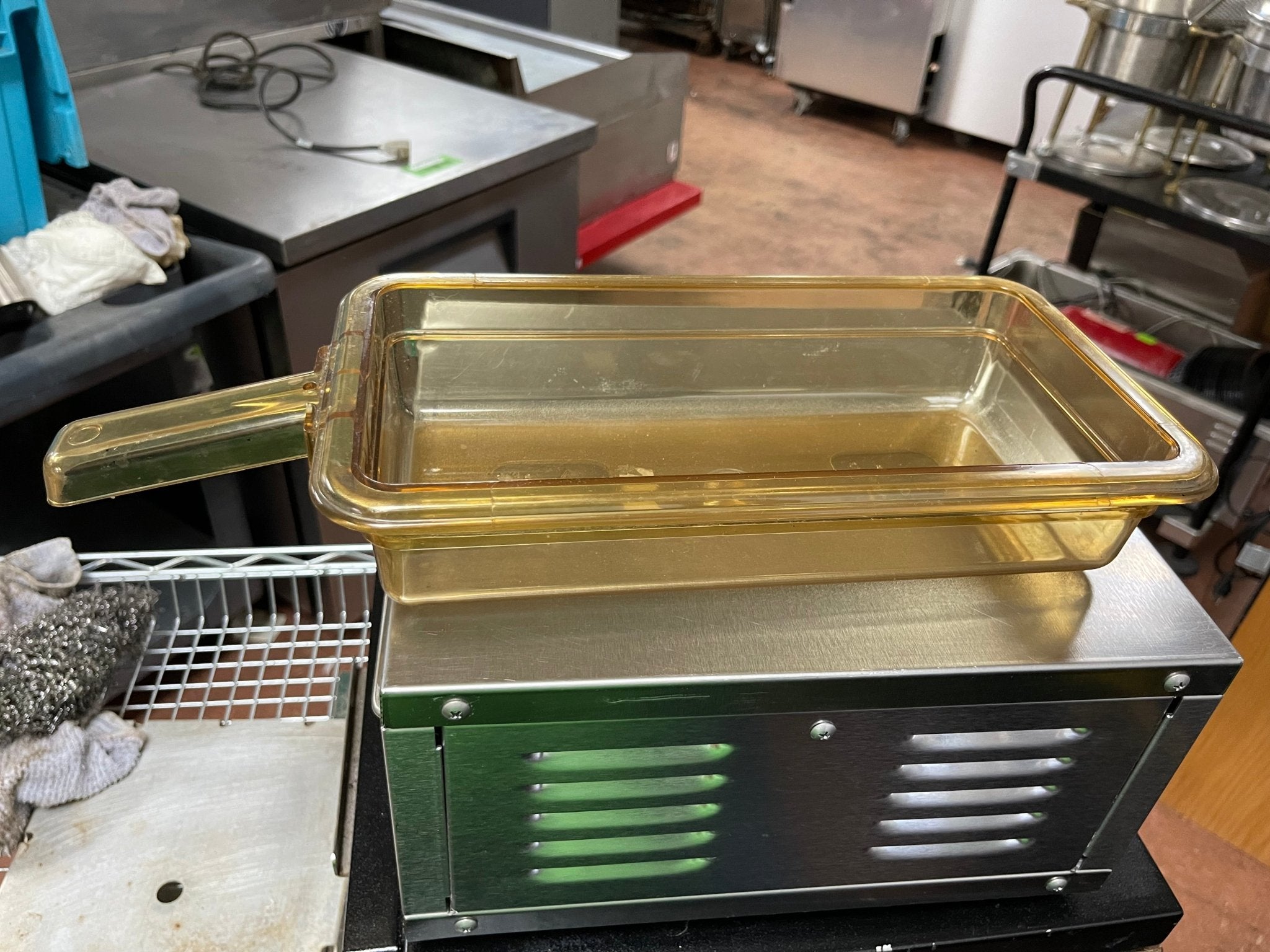 Used Merco MHC - 1 Heated Countertop Pass Thru Holding Cabinet Warmer 120V 360 Watt - Falcon Restaurant Supply - 3