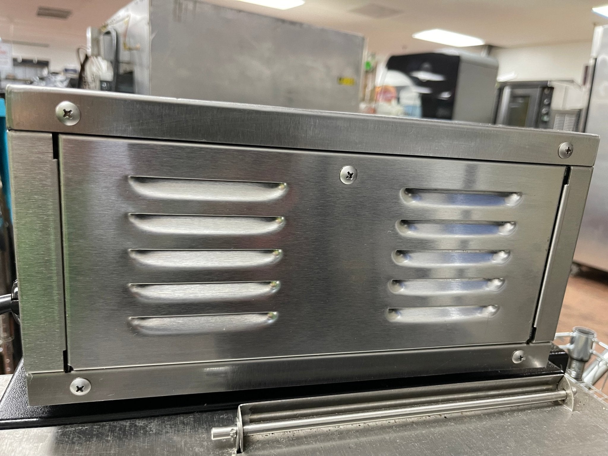 Used Merco MHC - 1 Heated Countertop Pass Thru Holding Cabinet Warmer 120V 360 Watt - Falcon Restaurant Supply - 7