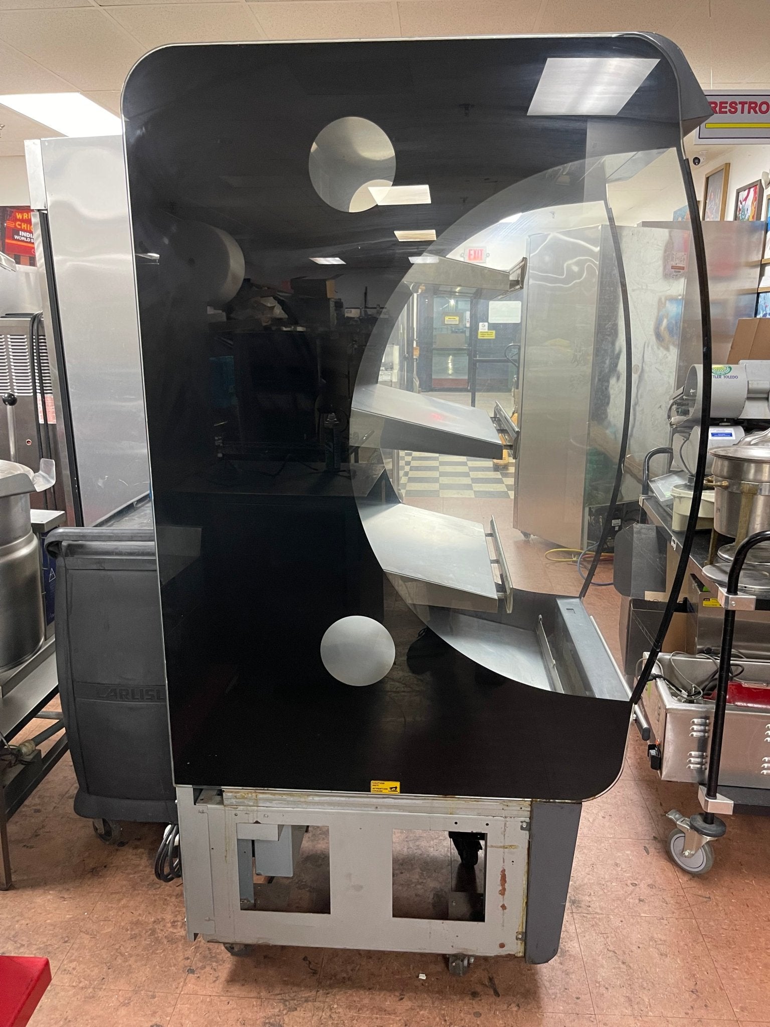 Used Fri Jado CLD25 Heated Grab & Go Air Curtain Merchandiser Display Warmer 220V - Falcon Restaurant Supply - 4