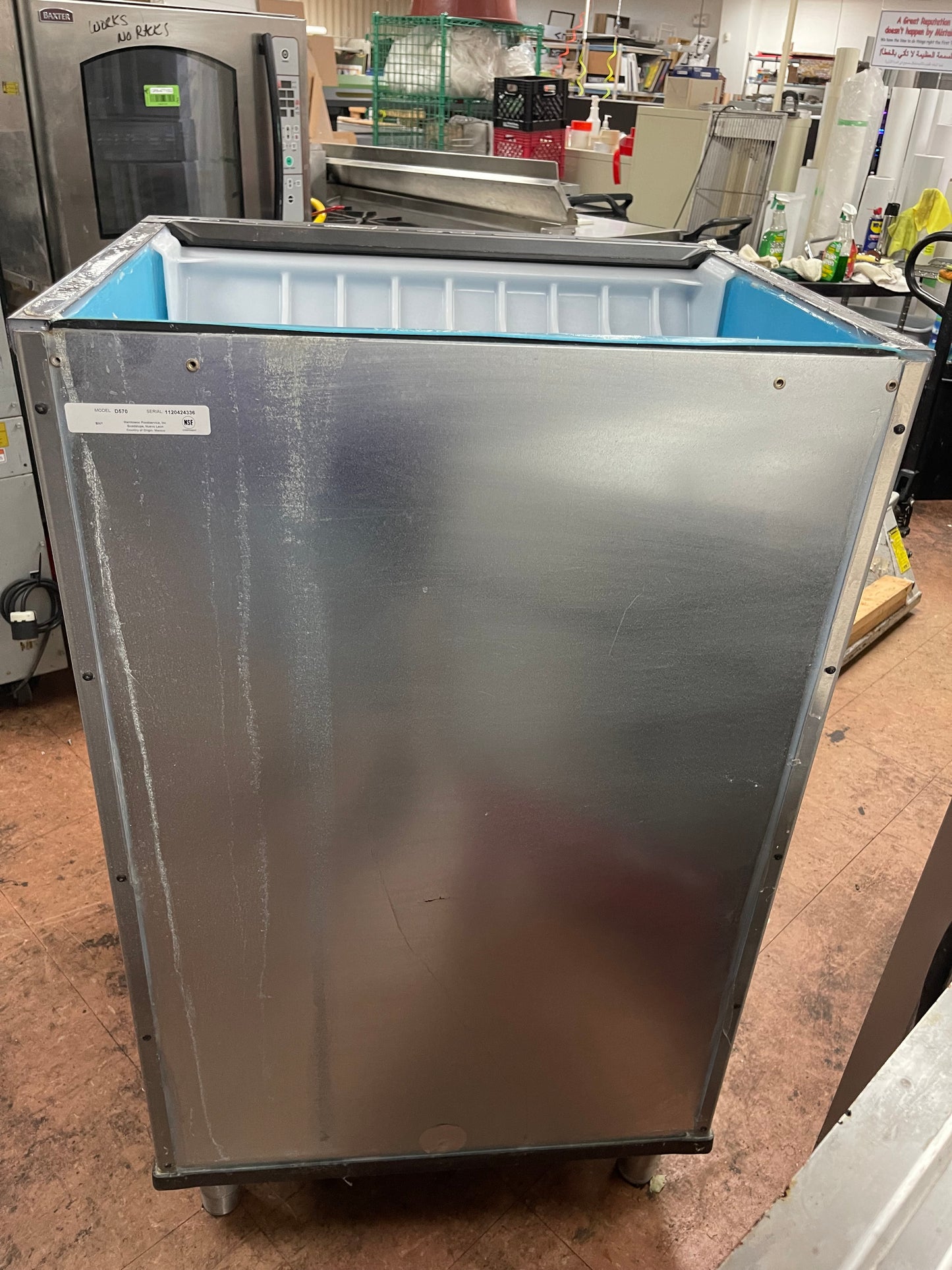 Used Manitowoc D570 30" Commercial  Ice Machine Maker Bin - 532lbs - JS