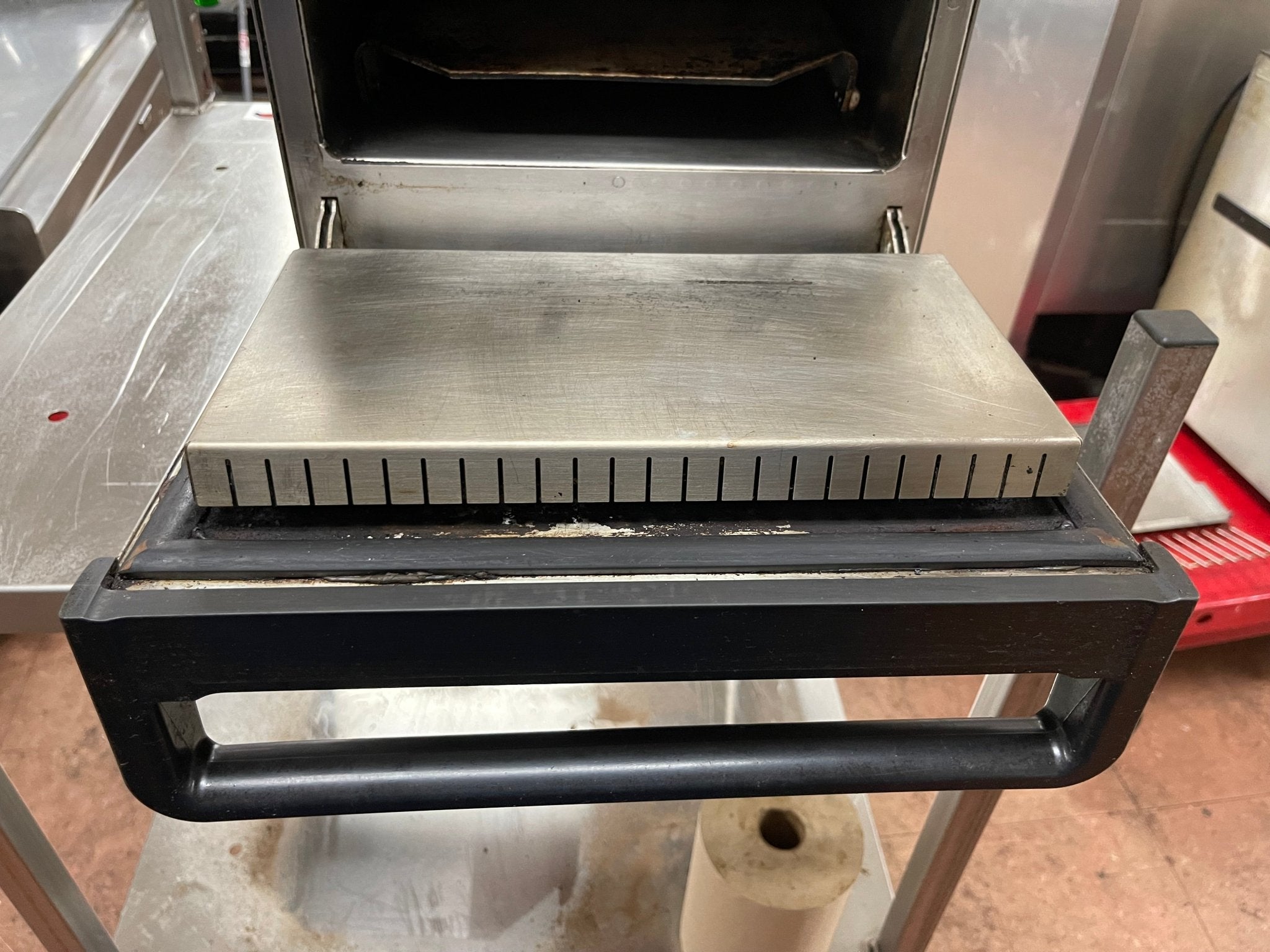 Used Merrychef eikon e2s Commercial High-Speed Countertop Accelerated Oven 220V - JS