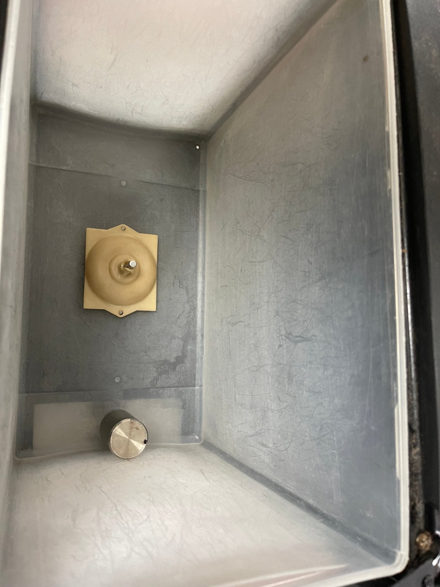 Used Crathco G - Cool C - 1S - 16 Single 5 Gallon Premix Cold Beverage Bubbler Dispenser - Falcon Restaurant Supply - 9