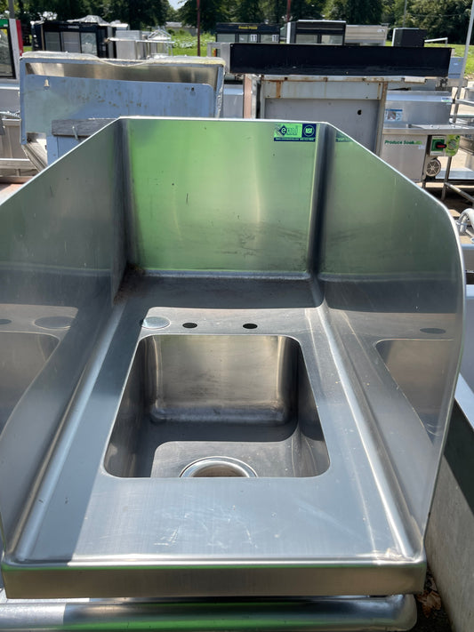 Used emi Industries Stainless Steel Sink - SS70