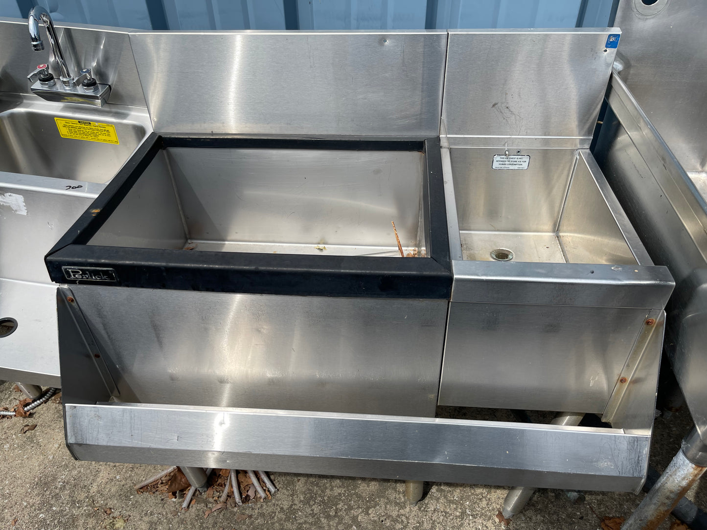 Used 36" Perlick Stainless Steel Under Bar Ice Bin with Speed Rail - SS102