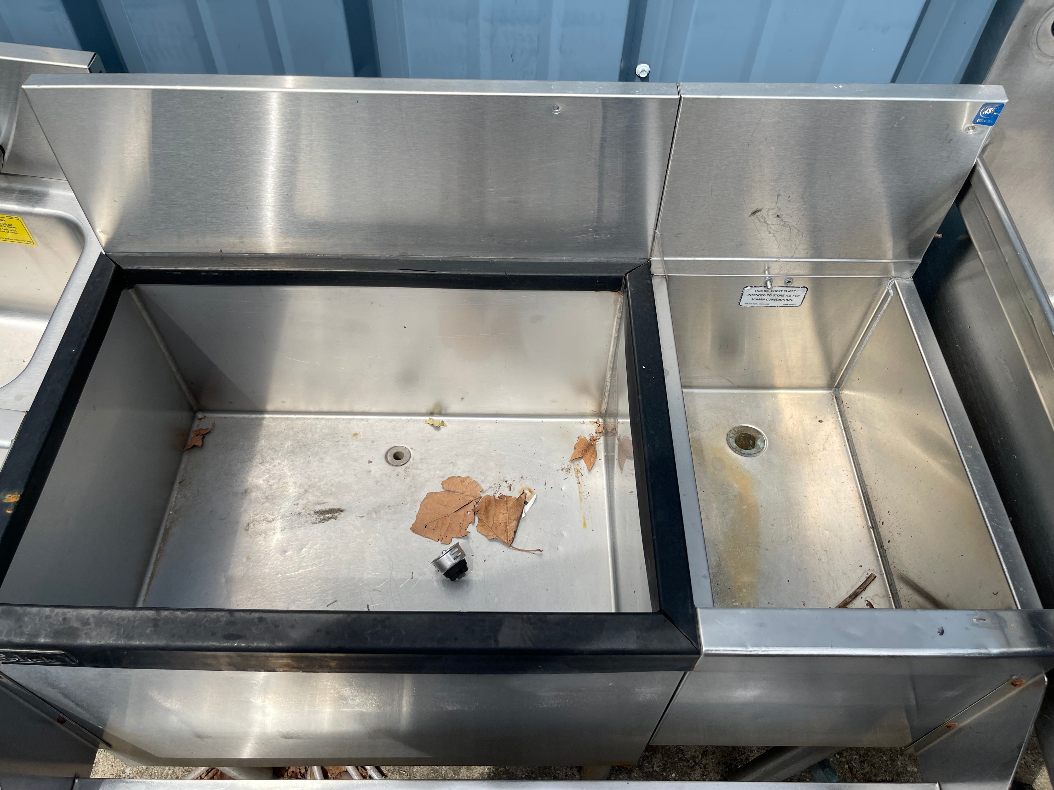 Used 36" Perlick Stainless Steel Under Bar Ice Bin with Speed Rail - SS102