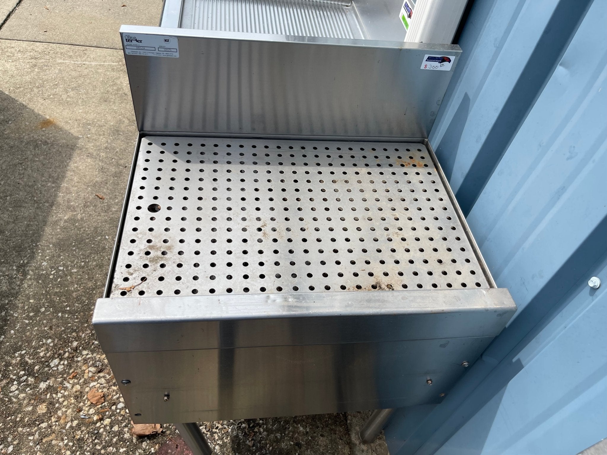 Used 24" Glastender Stainless Steel Under Bar Drainboard - SS106 - Falcon Restaurant Supply - 1